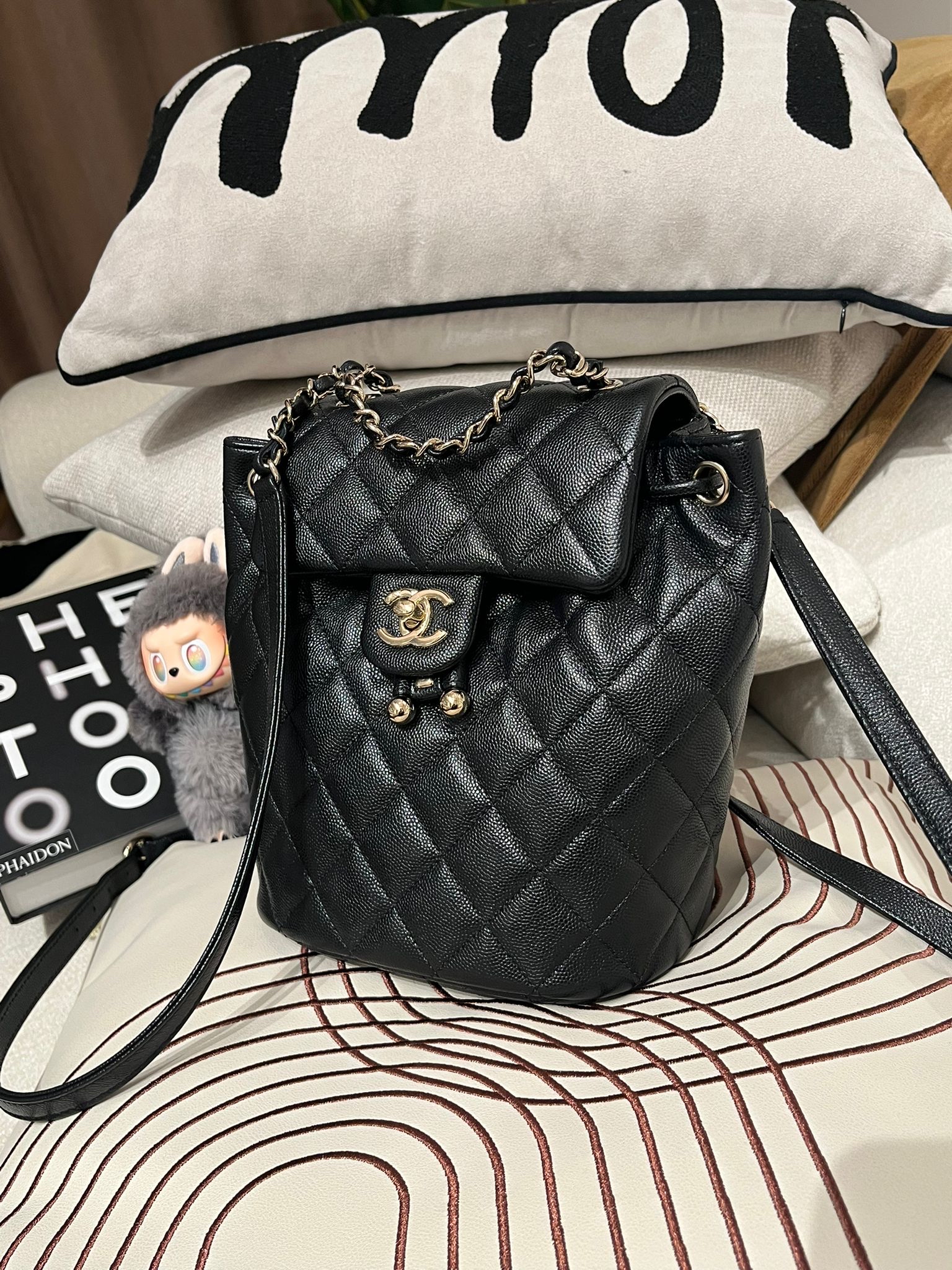 全新 Chanel classic backpack 荔枝牛皮黑色金扣 100%Authentic ,全新未使用品 ✅晶片✅dust bag✅盒 