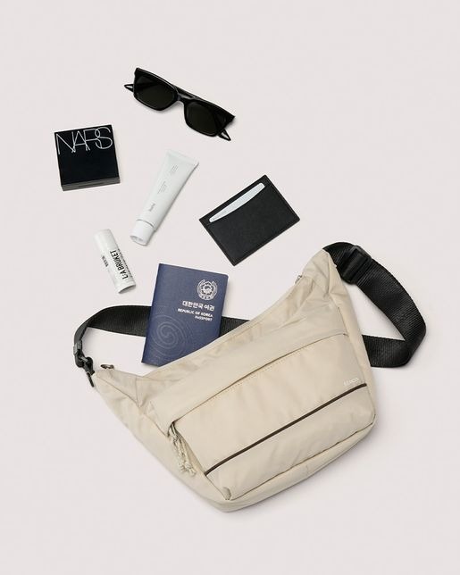 韓國Branden｜防𠝹防水防盗斜揹旅行袋-Light beige