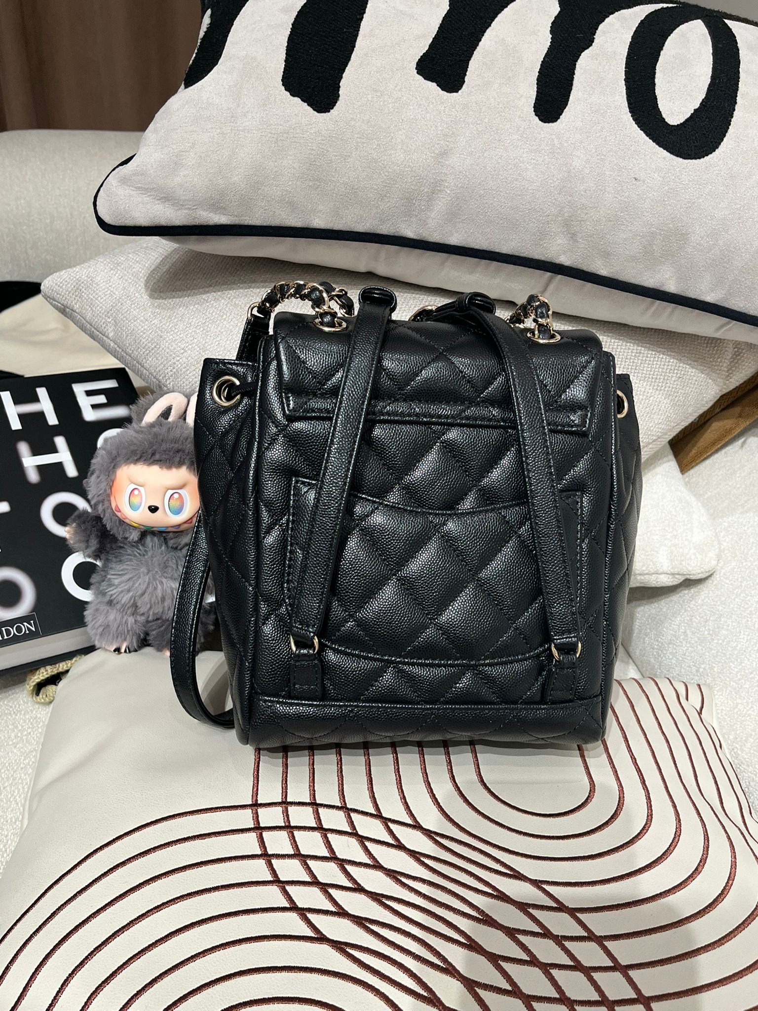 全新 Chanel classic backpack 荔枝牛皮黑色金扣 100%Authentic ,全新未使用品 ✅晶片✅dust bag✅盒 