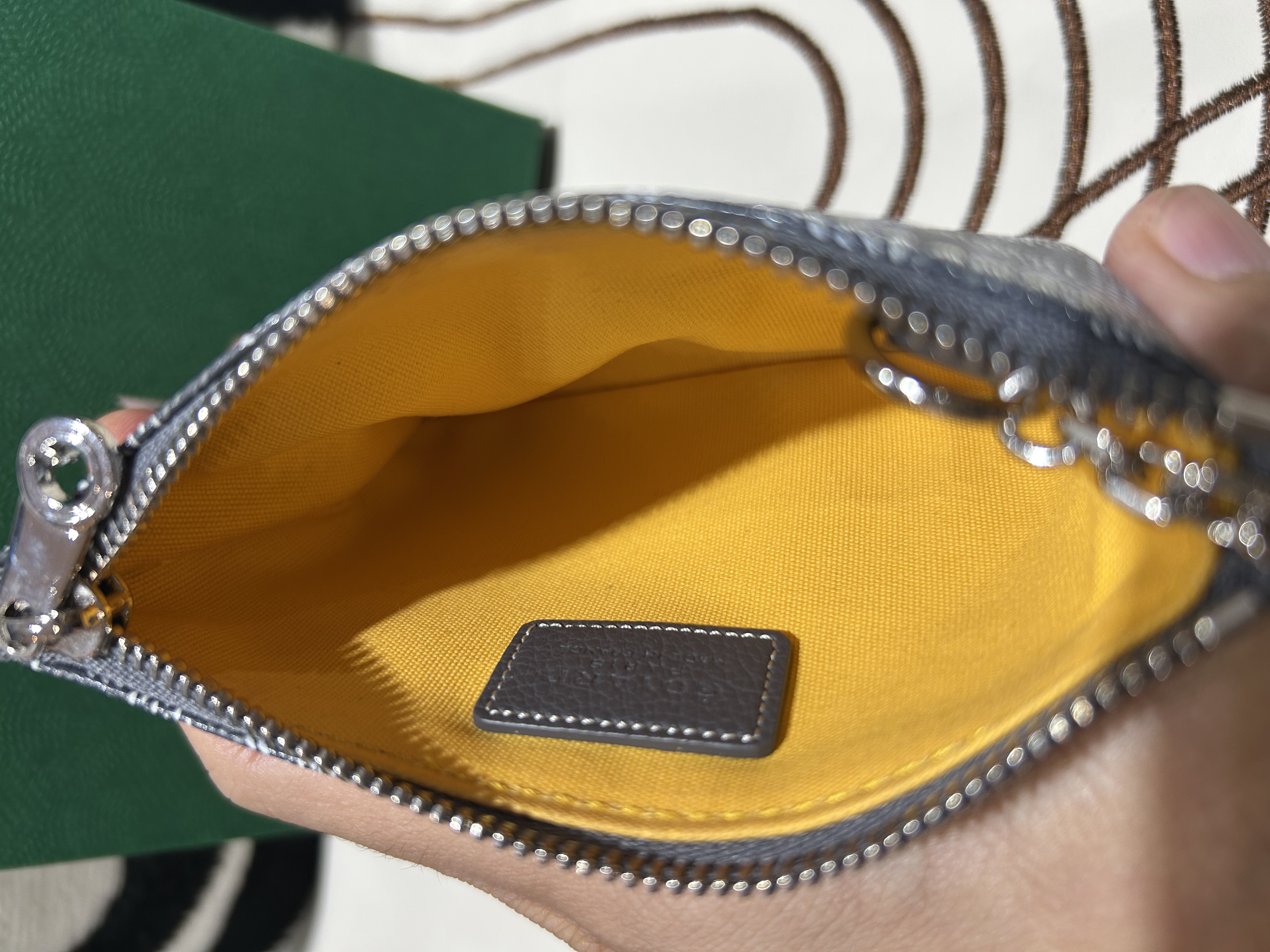 Goyard zip pouch coin purse wallet  100%Authentic ,99%new unused  ✅收據✅盒