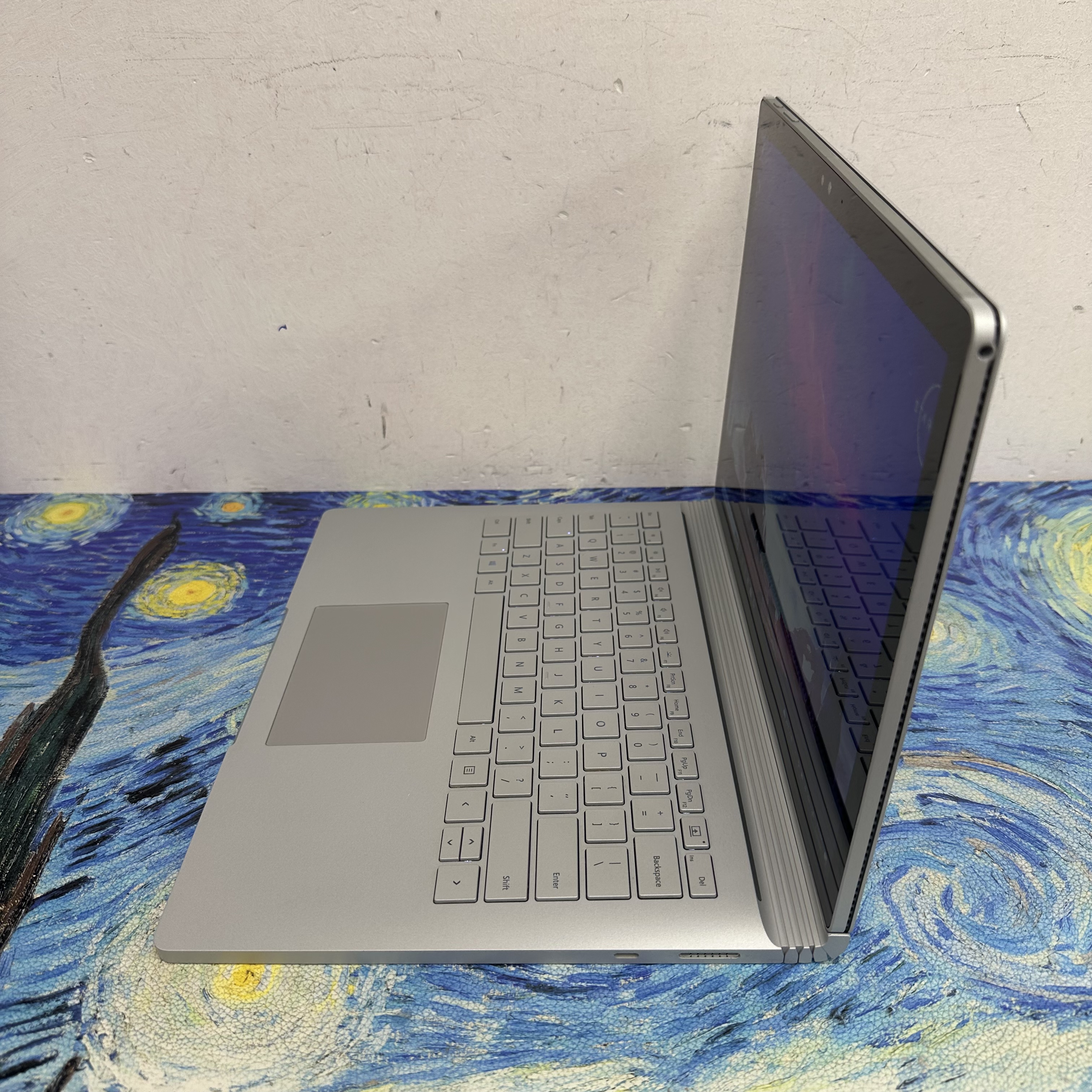 #5874 Microsoft Surface Book 2 i7-8650U/16GB Ram/512GB SSD/13.3寸/3k touch mon /平板/可分離/長電量/獨顯 / Gaming Laptop / Notebook / Ultrabook/ YouTube / Netflix / Disney+ / Office / Work / Tablet