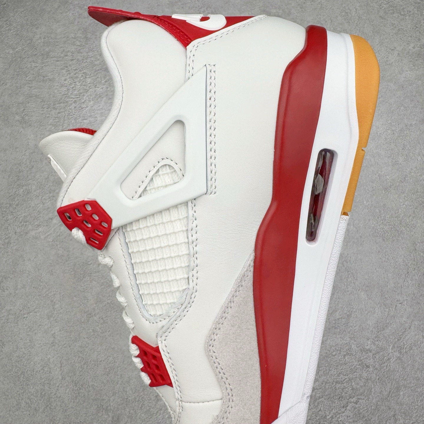 Nike SB x Air Jordan 4 Retro SP "Varsity Red" DR5415-106 