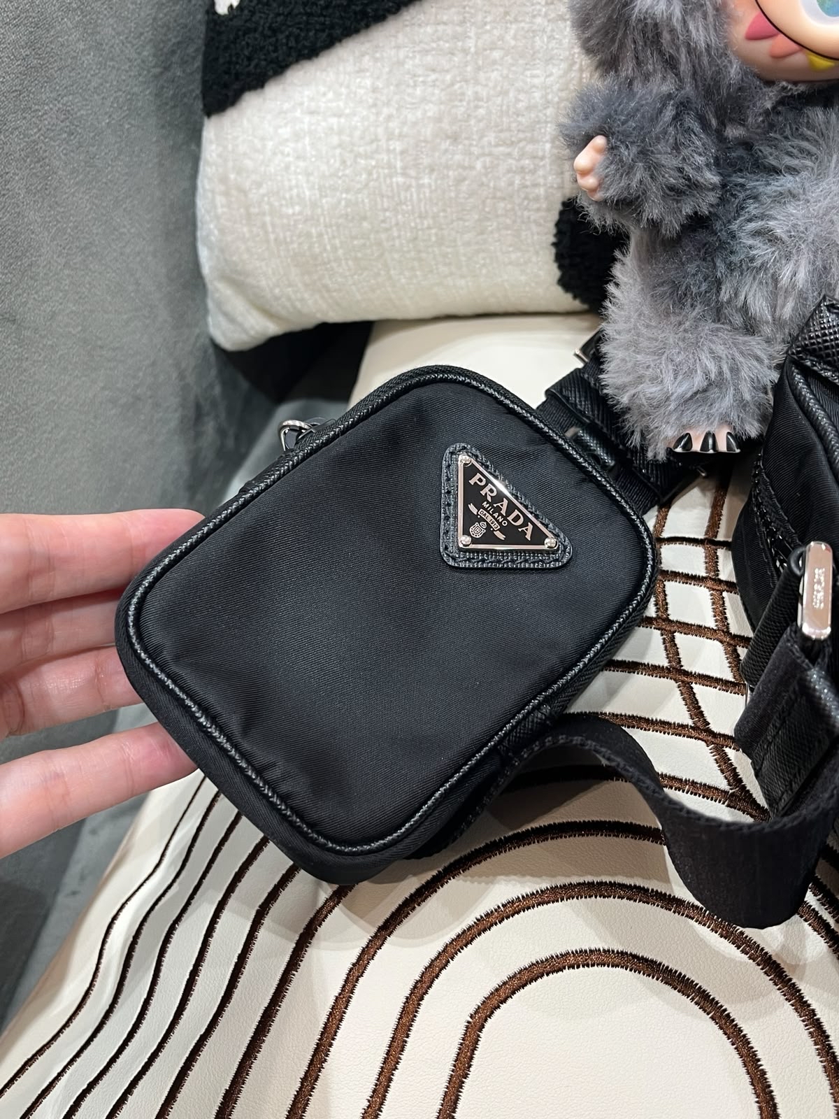 PRADA Re-Nylon Shoulder Bag 2VH112 black 100%Authentic, 98%new ✅card booklet ✅dust bag 