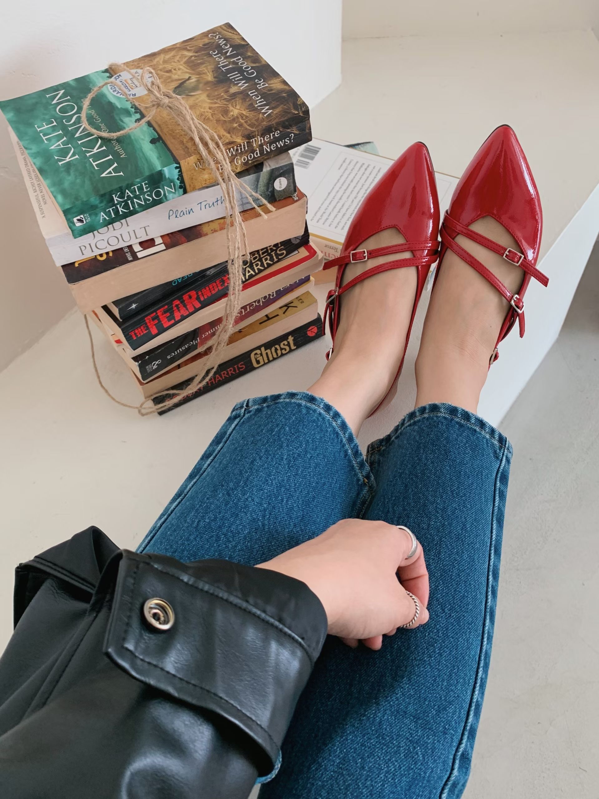 AS2903 尖頭漆皮平底鞋