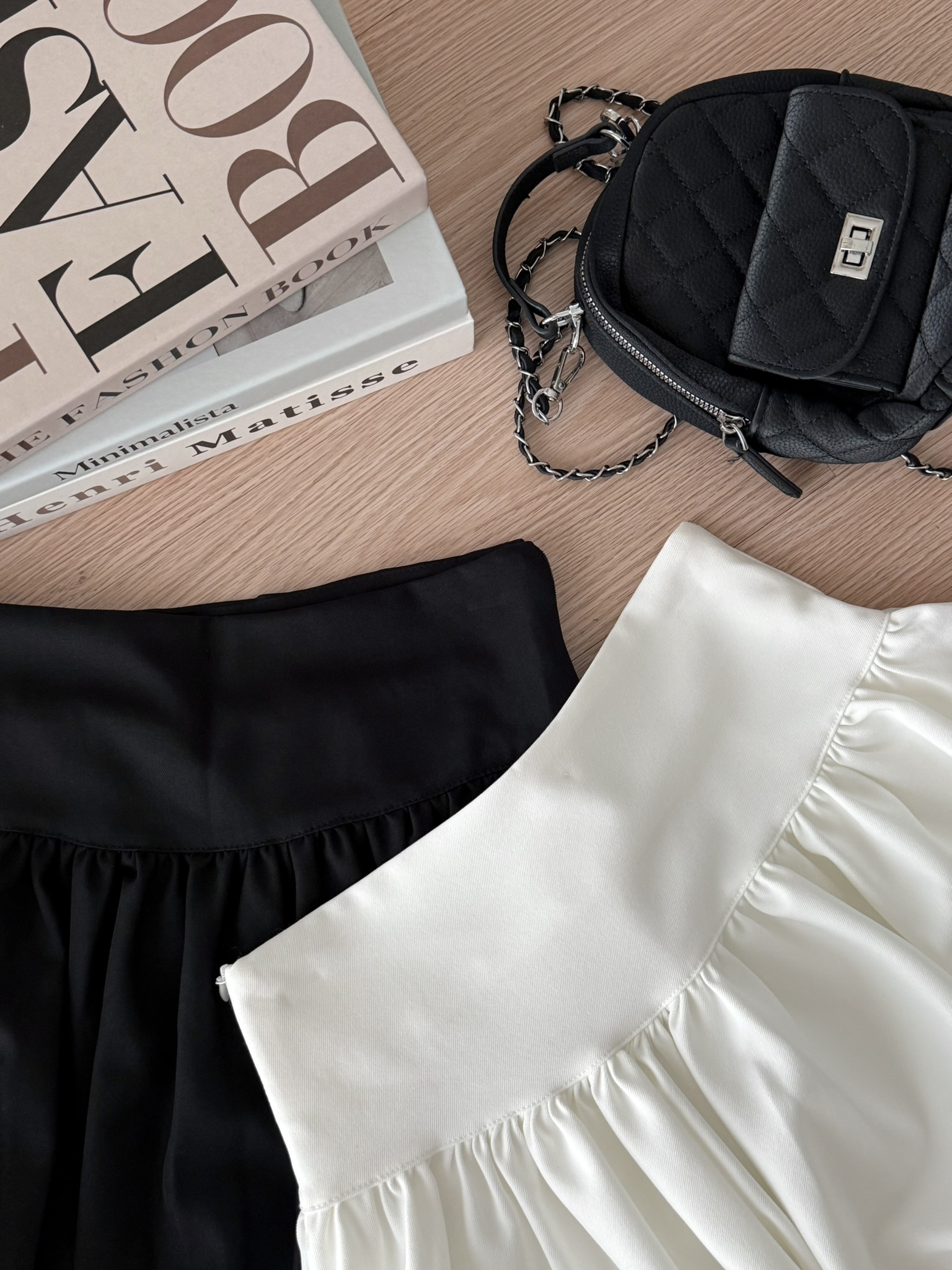 Bubble Mini Skirt | White