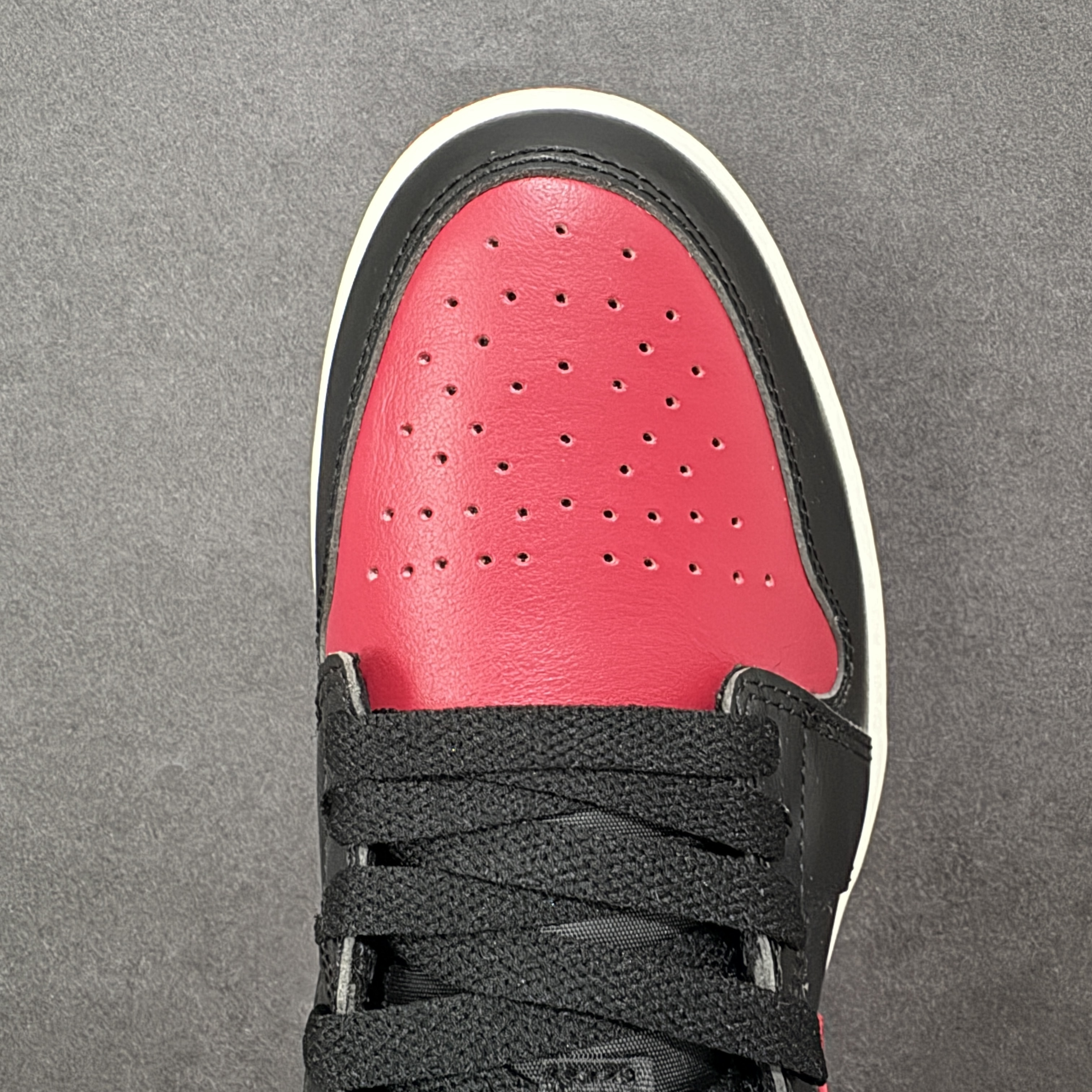 Nike Air Jordan 1 Low DC0774-061