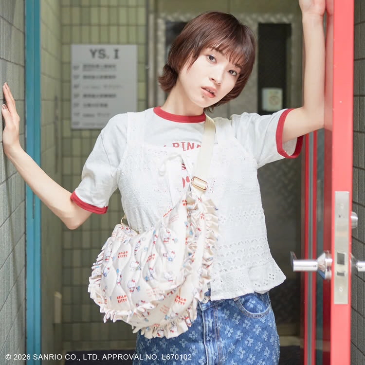 日本預訂📍日本Hello Kitty x Accommode可愛系列 - 花邊斜咩袋 不包郵 25/6日本開售