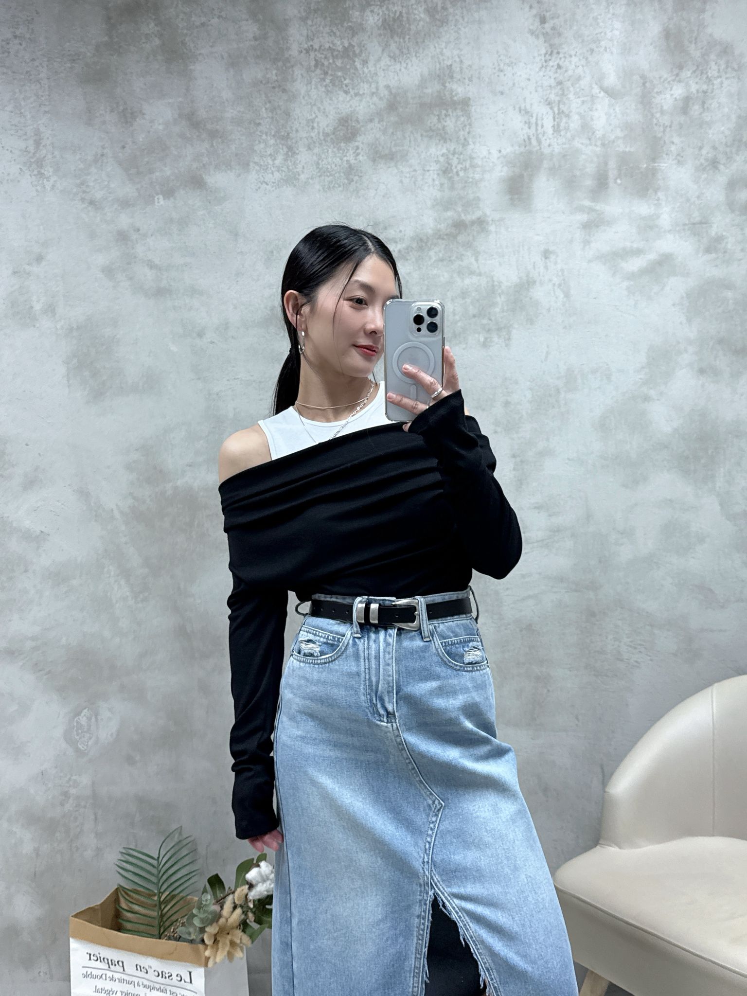 A05 假兩件拼色露膊Top