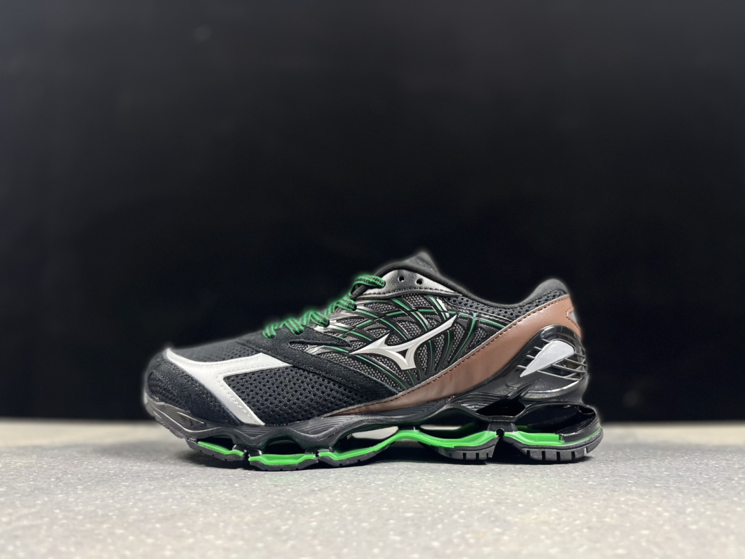 Mizuno Wave Prophecy LS 