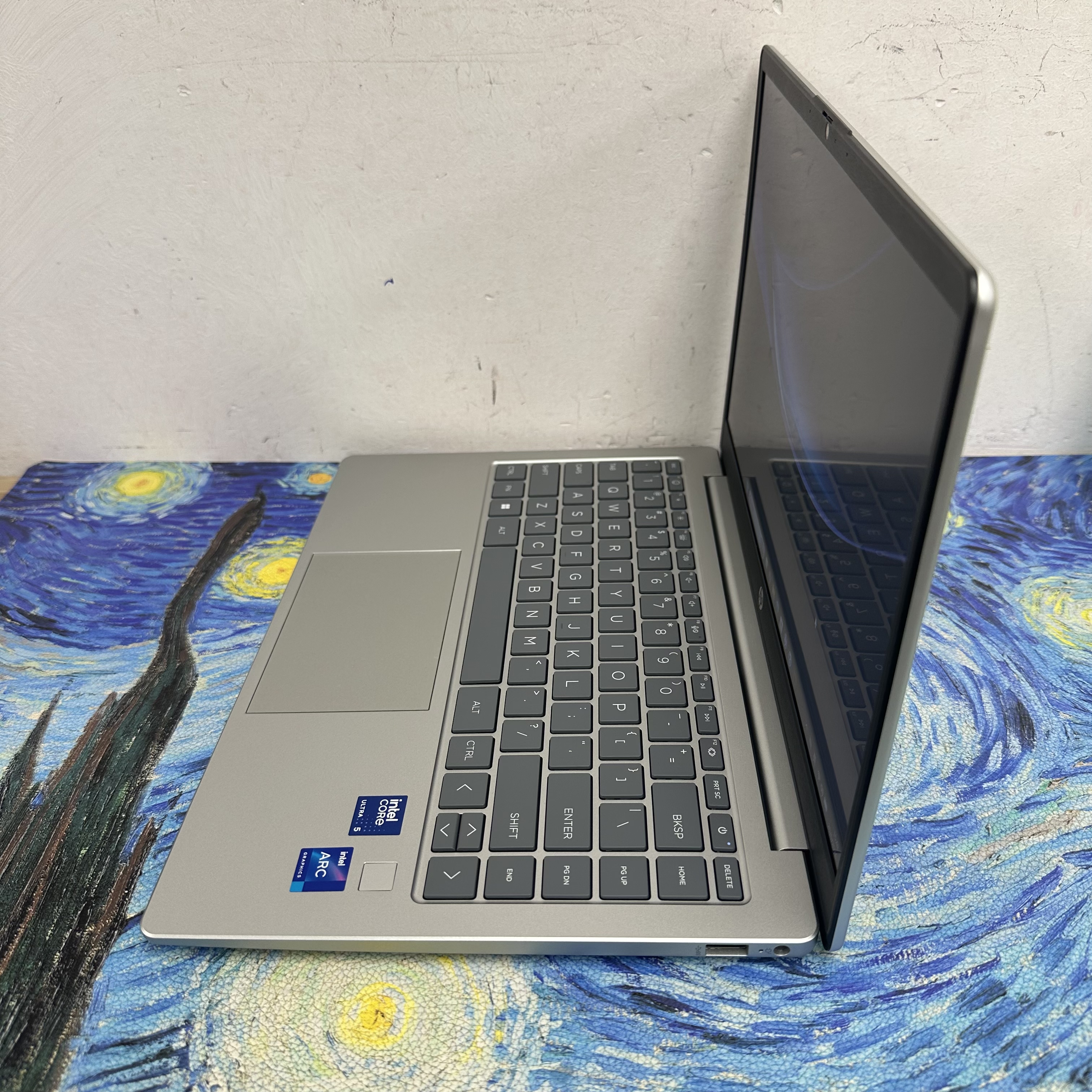 全新質素 HP Intel Ultra 5 125H /16GB Ram/1TB SSD/高清鏡頭/14寸Mon/ Laptop / 電腦 / Notebook/ PC / Gaming / Movie / Netflix / Pro book / YouTube / 全新質素