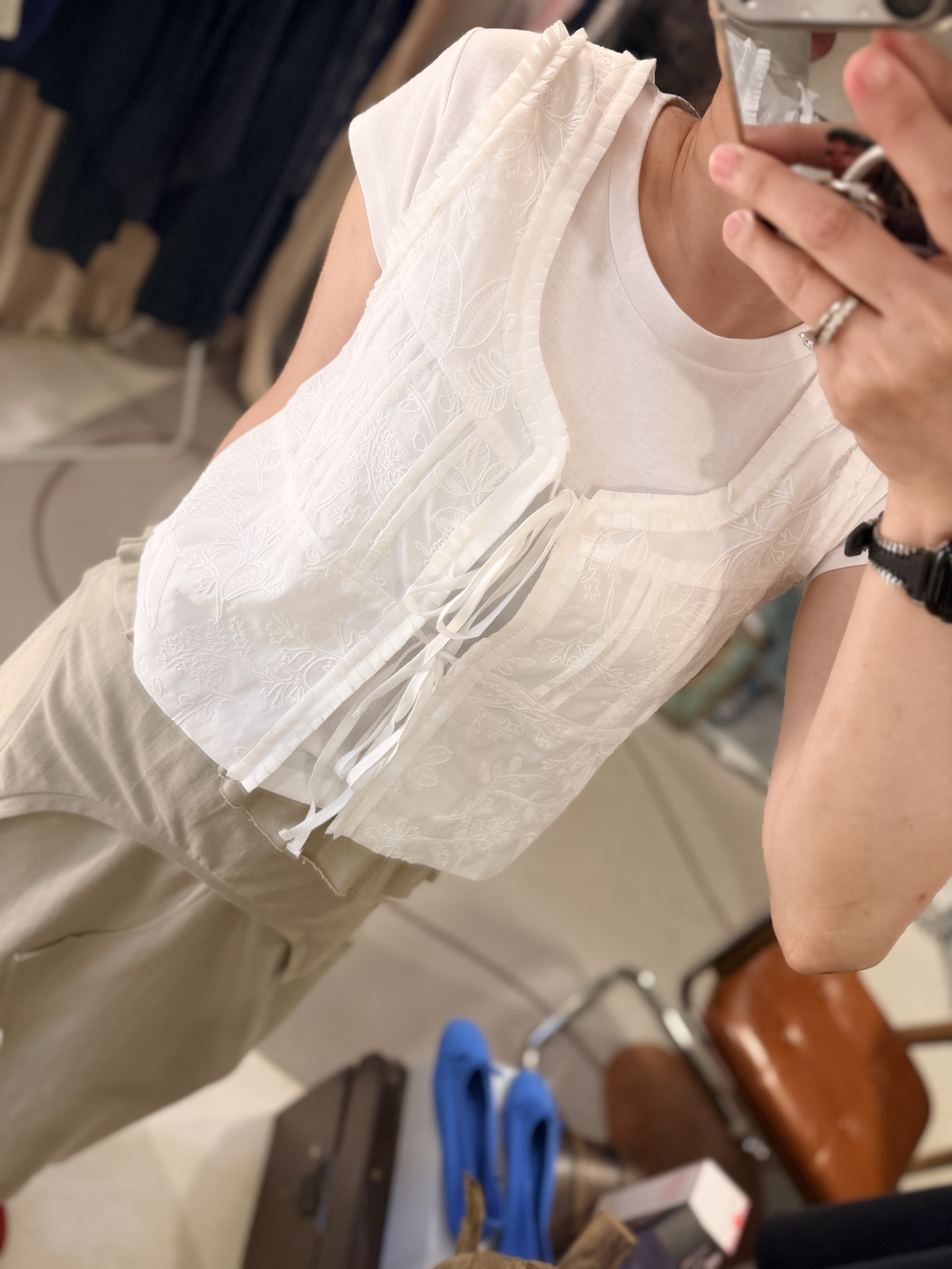 Embroidery vest