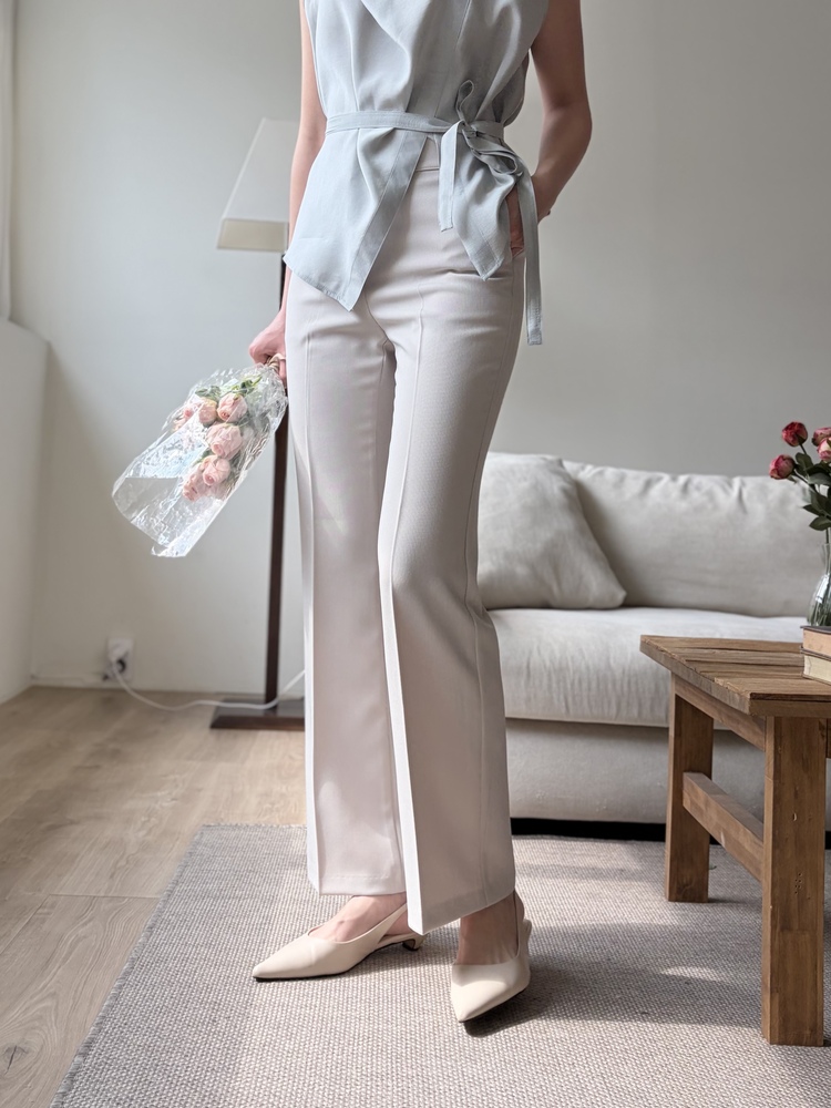 Classique Tailored Pants (Light Beige)