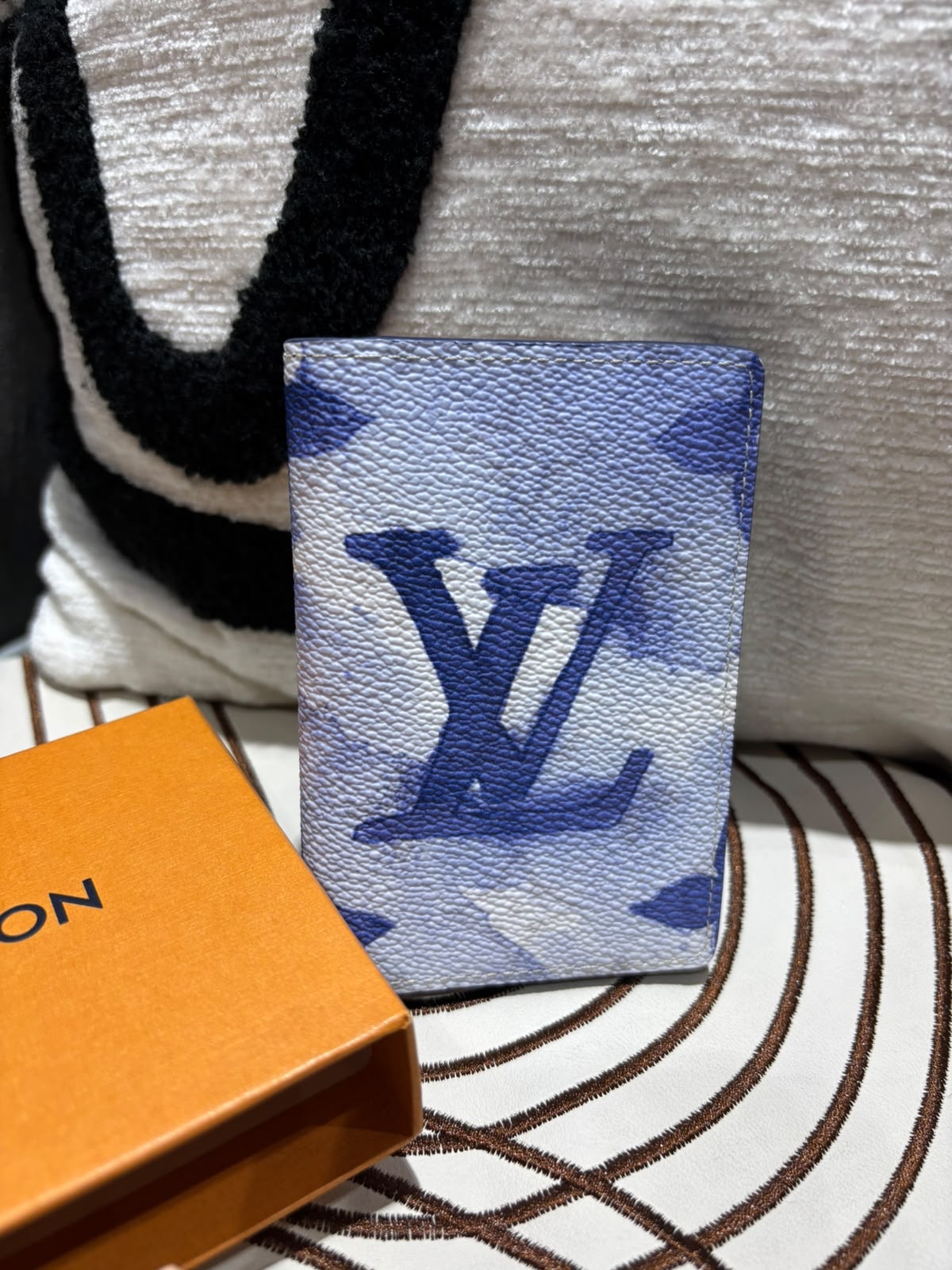 未使用品 Lv pocket organizer watercolor 限量色 M80455 100%Authentic,unused ✅dust bag✅box  