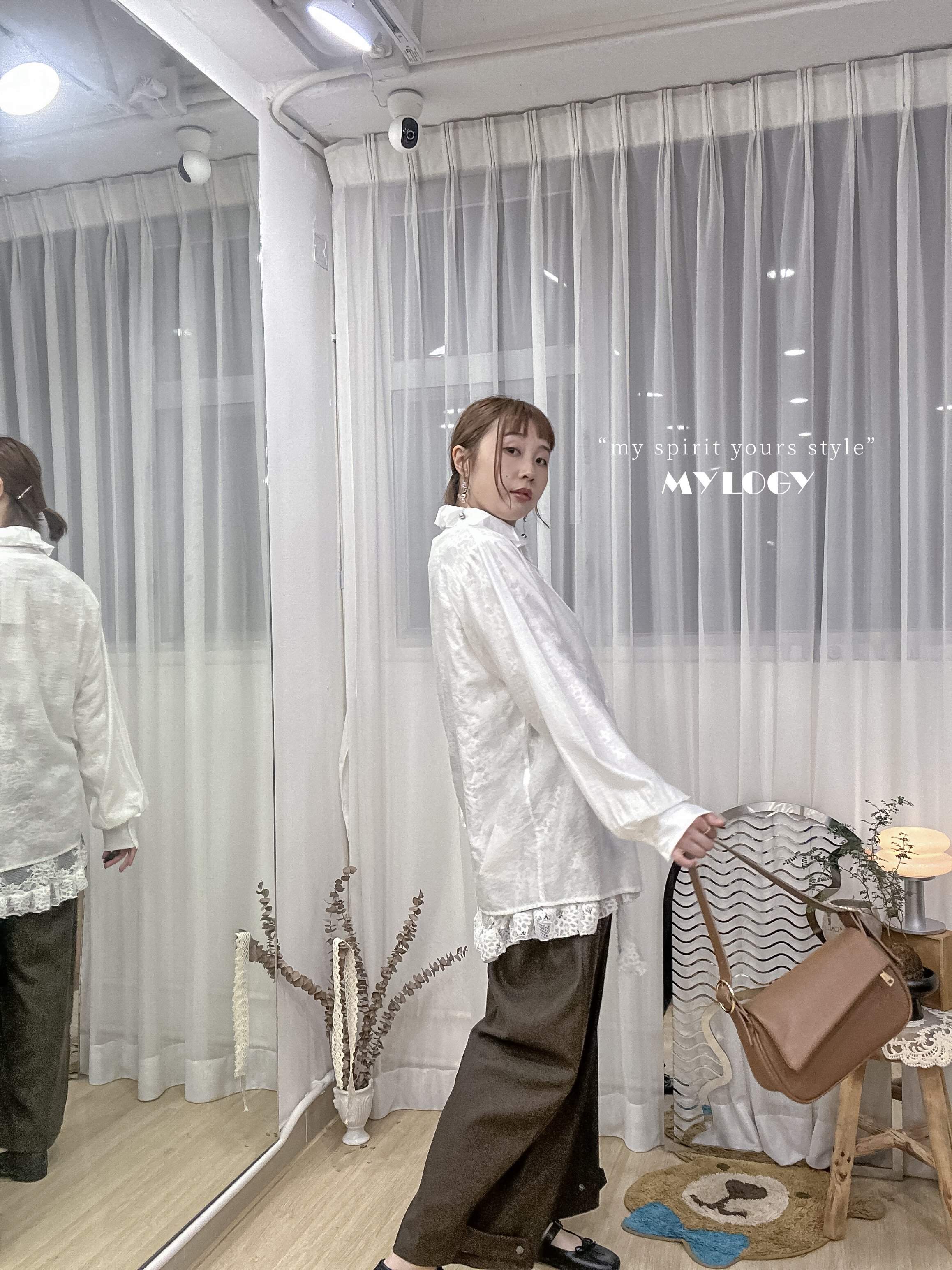 製造層次感～針織花花斜CUT內搭 IL0005