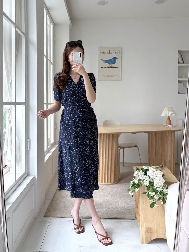 [限量!!] Isa Dotted Wrap Dress