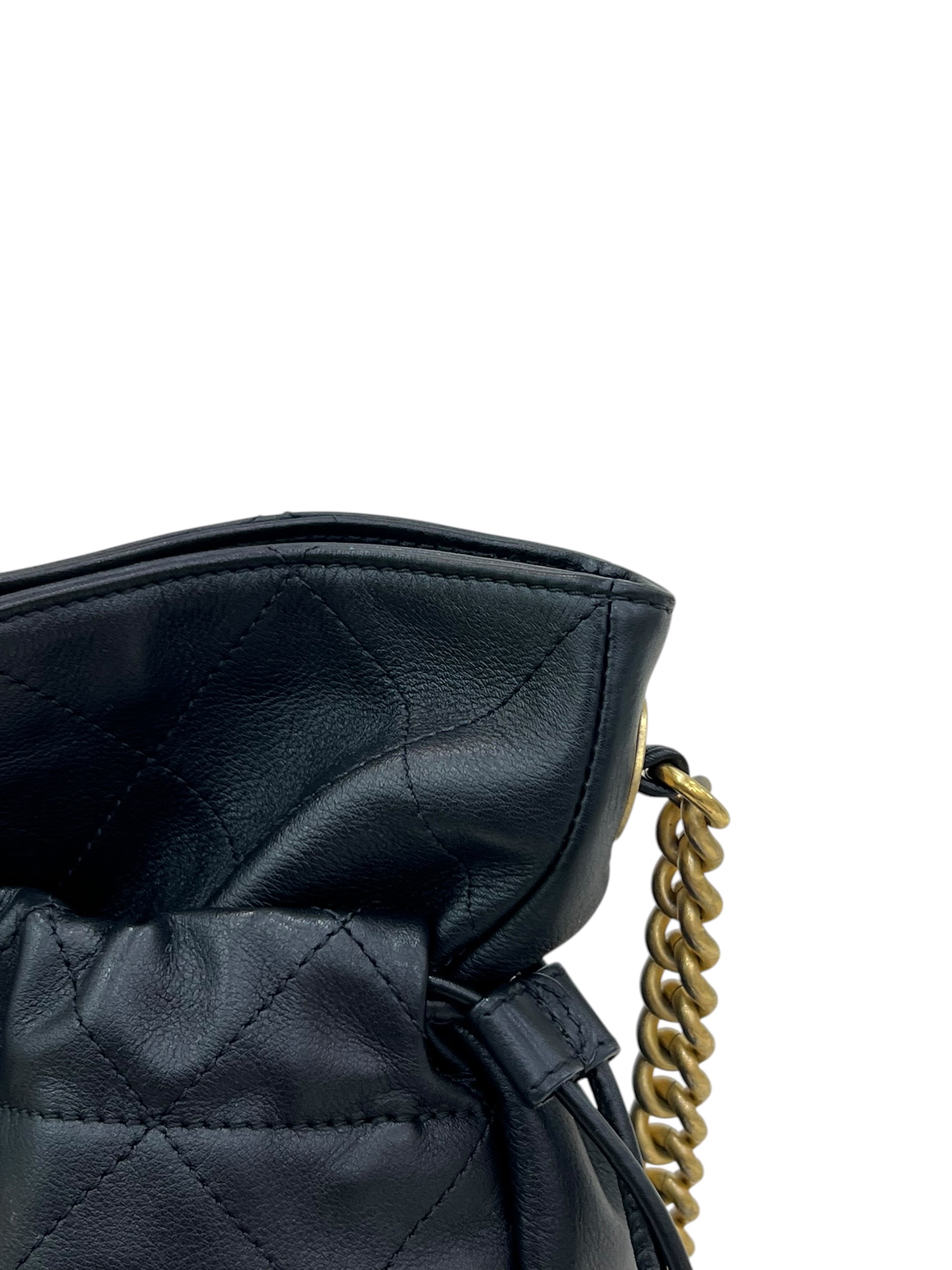 Pre-Owned CHANEL Drawstring Bag / Product Code: 063031