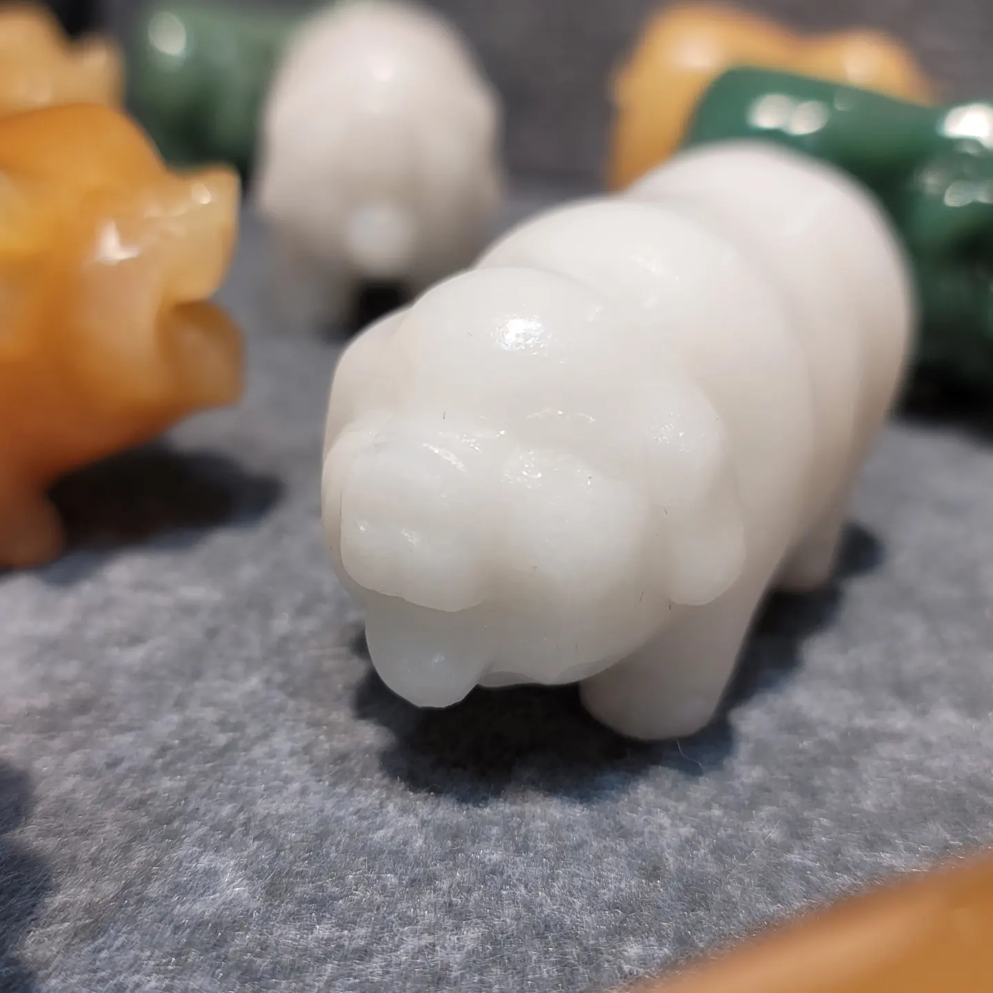 黃玉笑豬/綠東寧玉豬/白玉豬