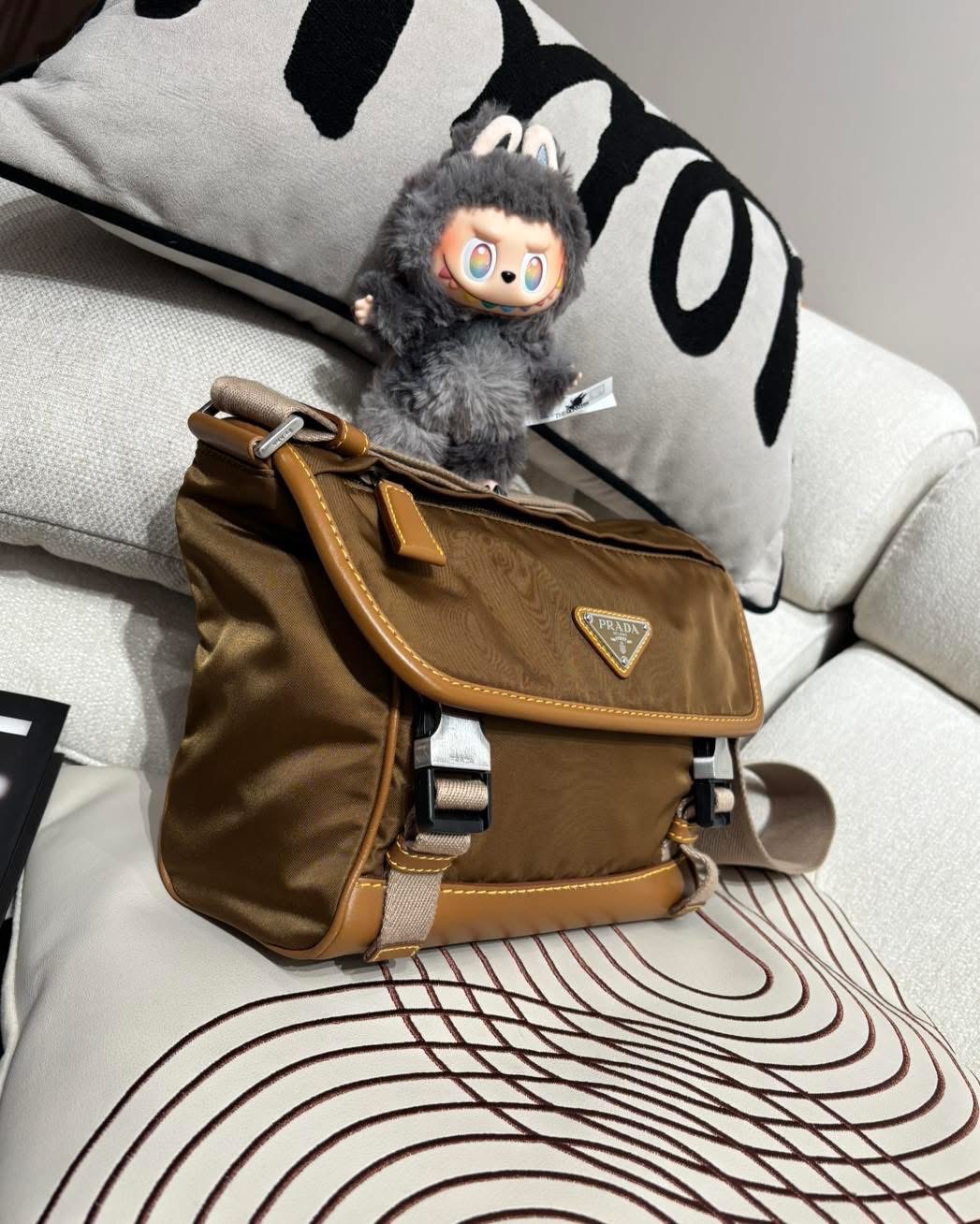 Prada 2VD066 Nylon crossbody bag 100%Authentic, 98%New✅Card✅Dust bag