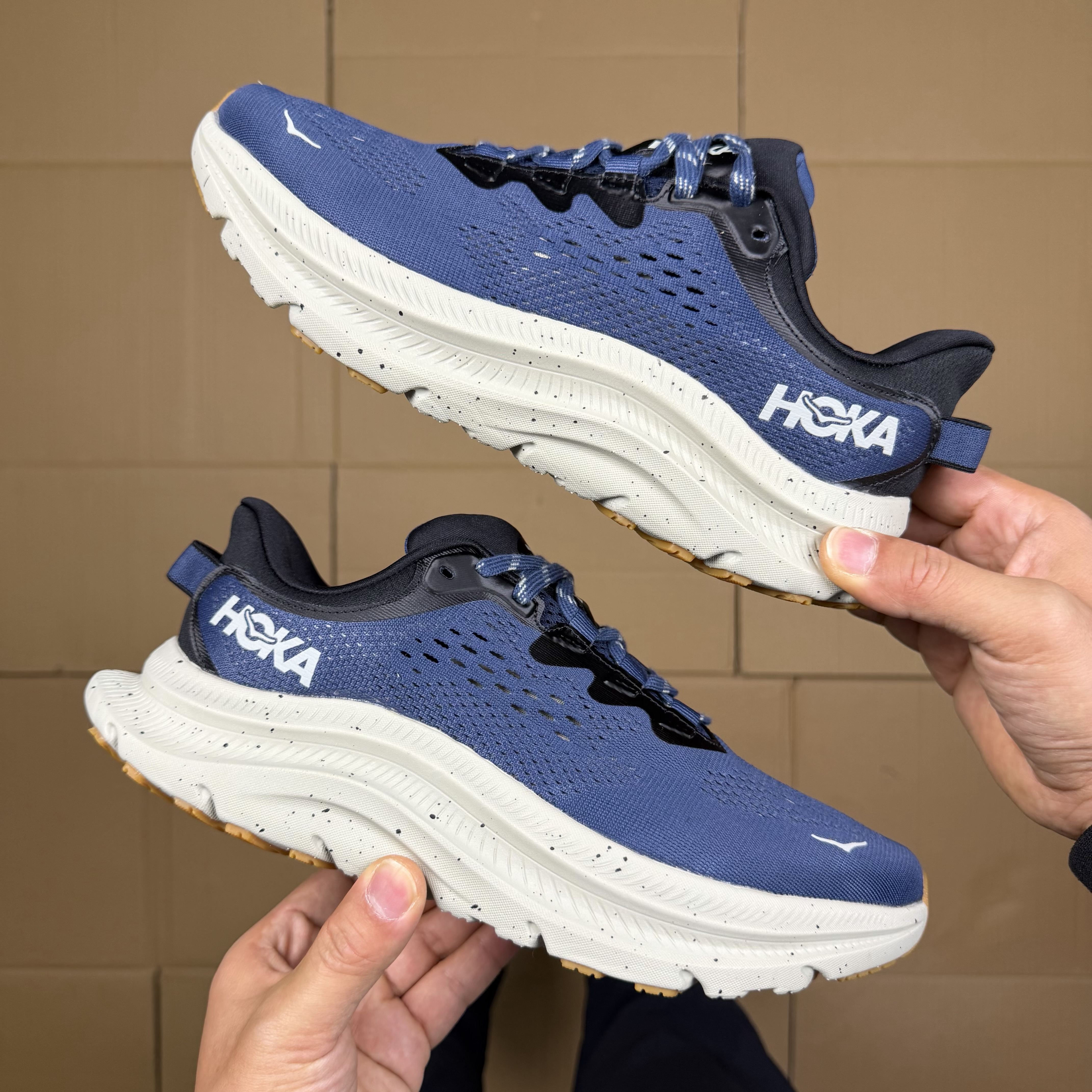 Hoka One One Kawaha 2