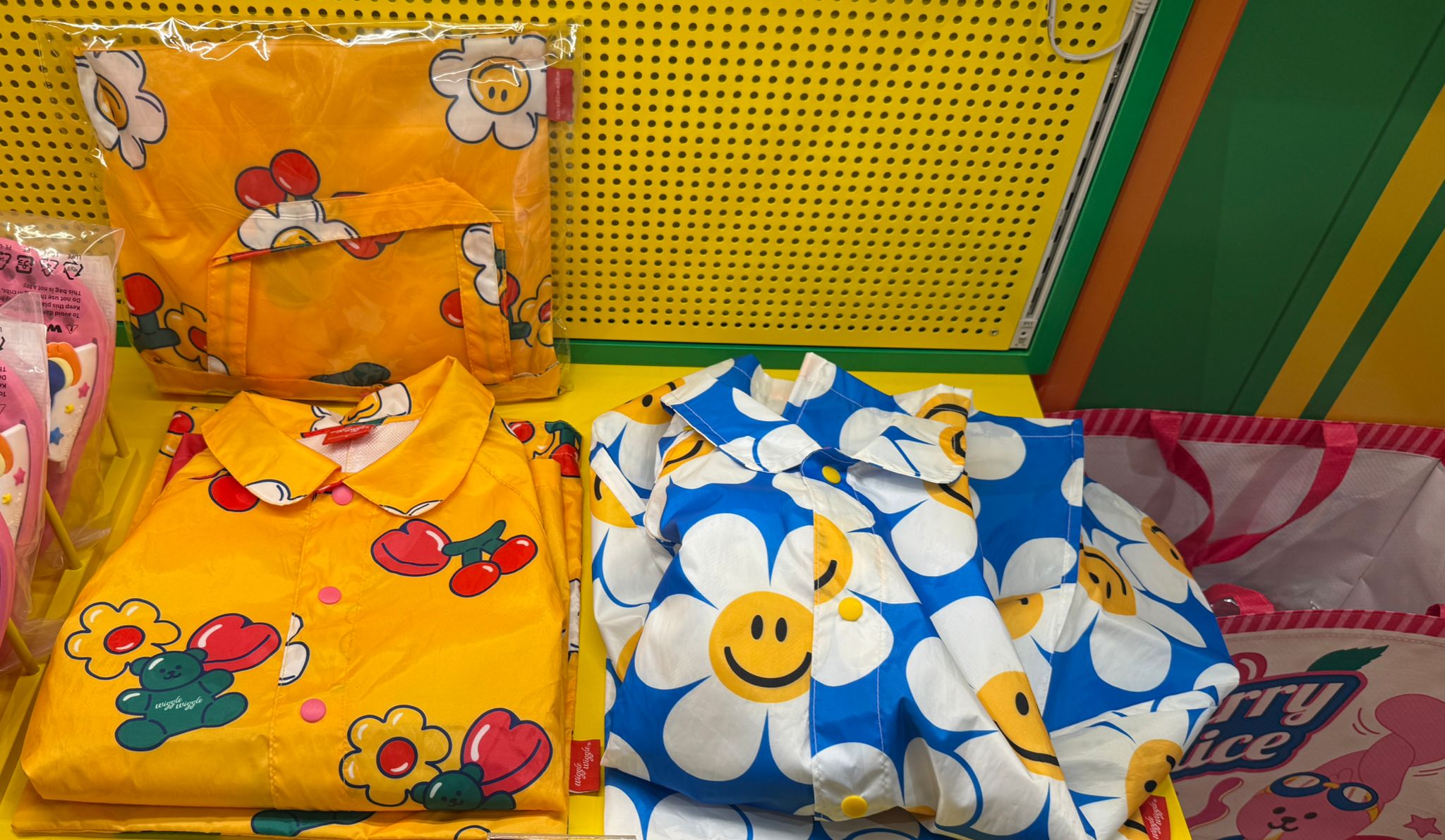 Wiggle wiggle kids raining coat sale