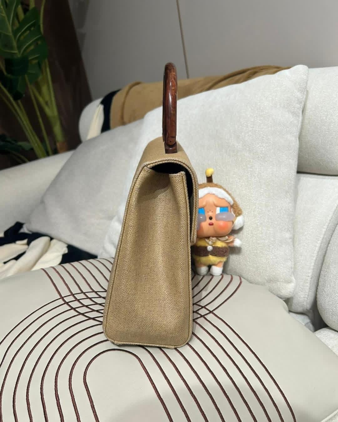 Chanel vintage Kelly bag  100%Authentic, 98%new  ✅card ✅ dust bag