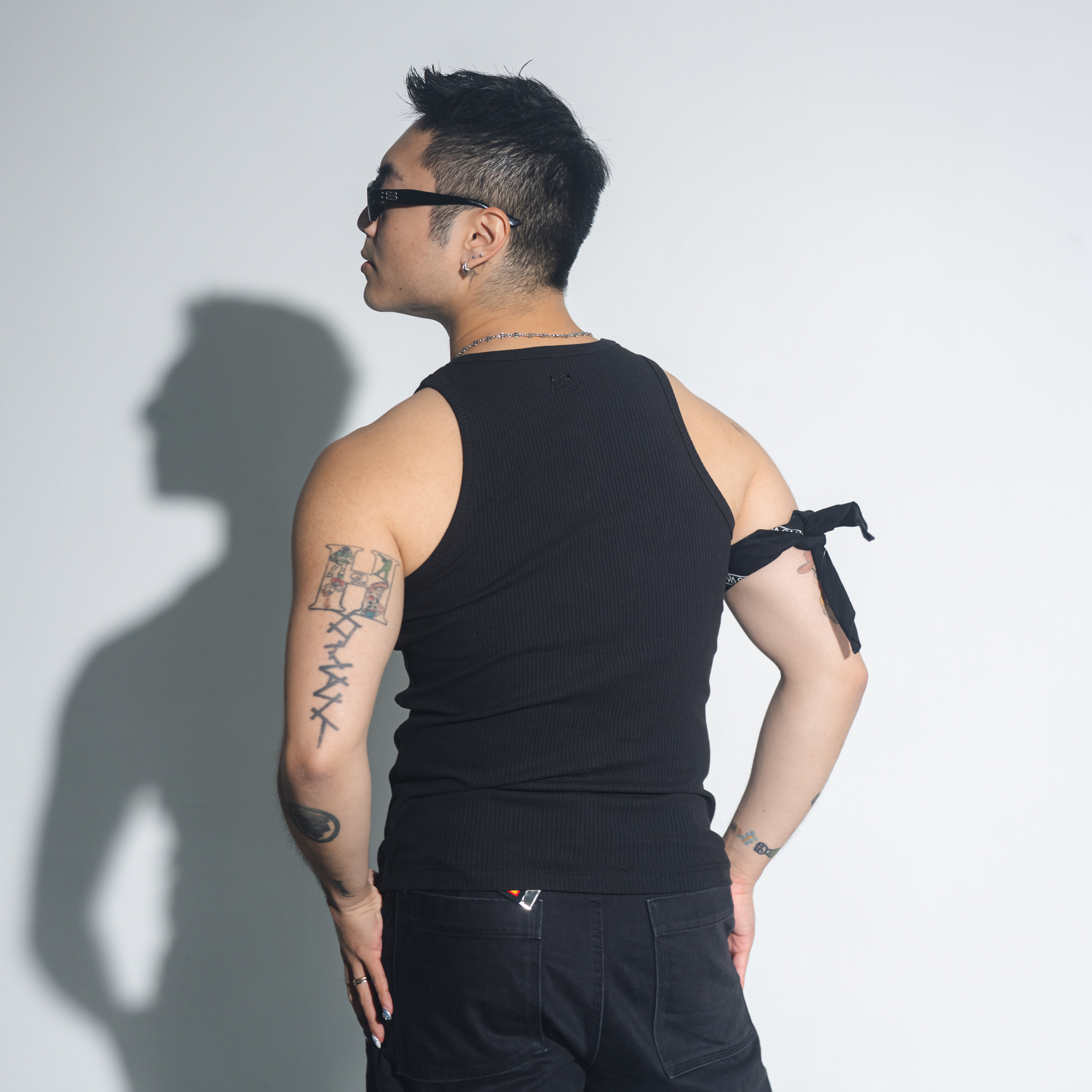 HOTSTUFF LOGO TANK-TOP