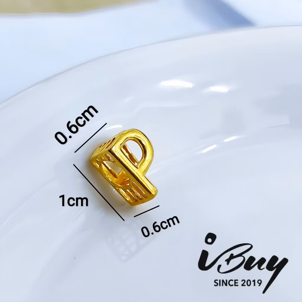 916 GOLD P ALPHABET CHARM BEAD 916 金 P 字母串咀