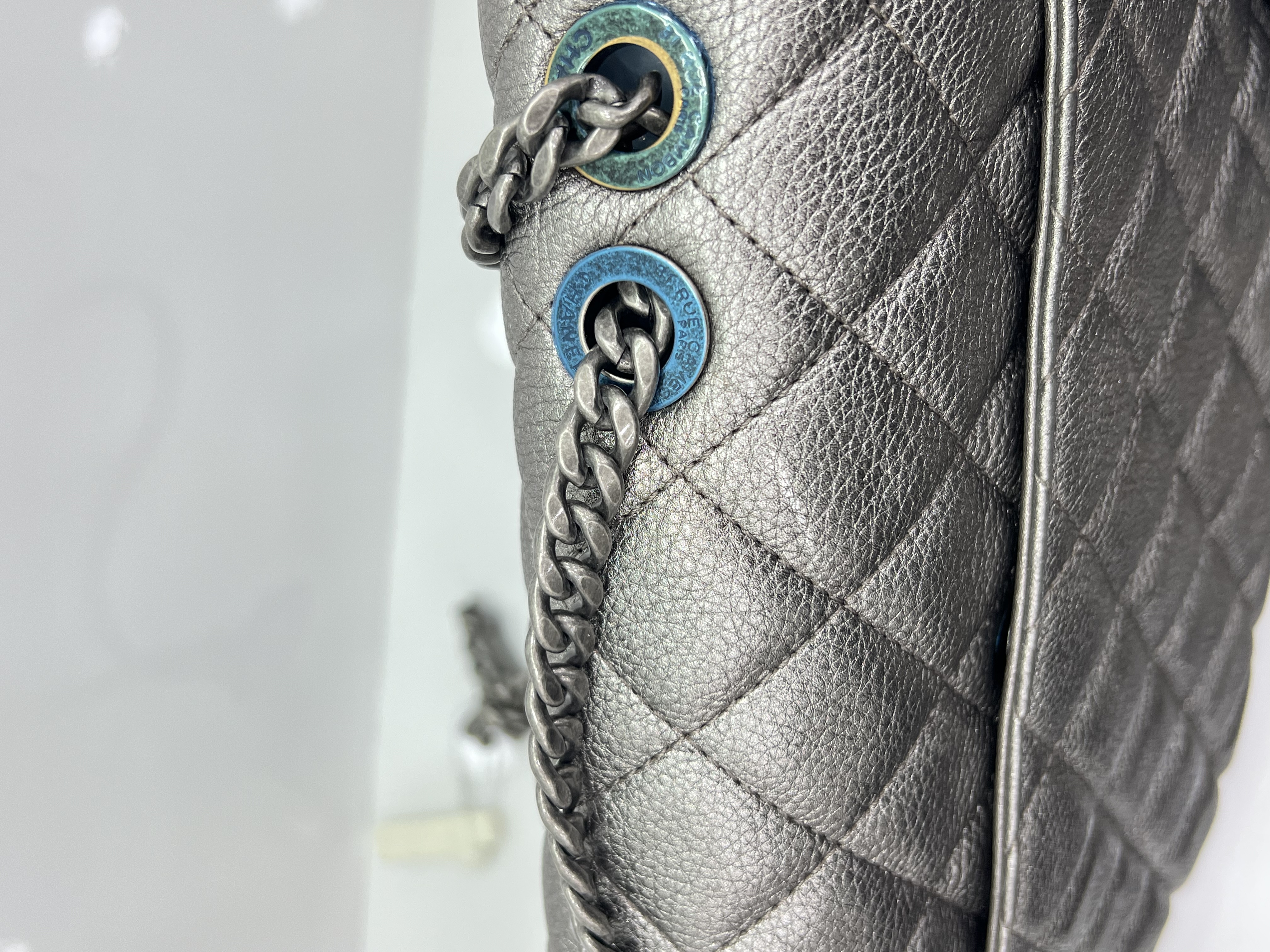 直播貨品 |  [1個-$100 2個-$300］EE99