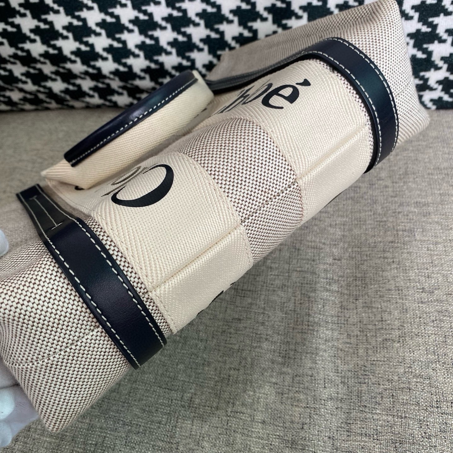 【預訂貨品】 Chloe米白色帆布tote bag