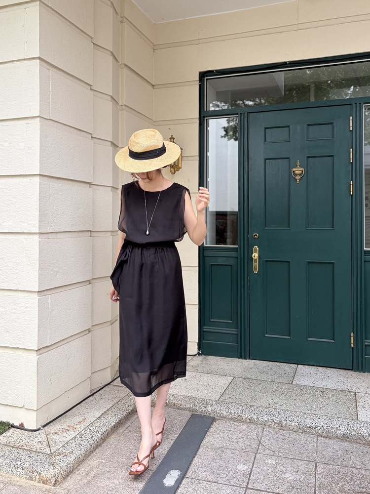 The Romance Two-Way Dress (Black)