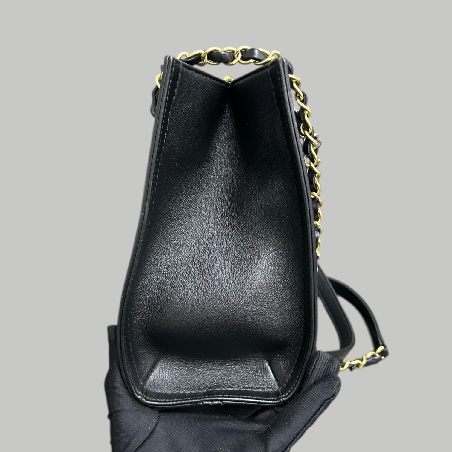 Chanel 21B 小牛皮tote bag