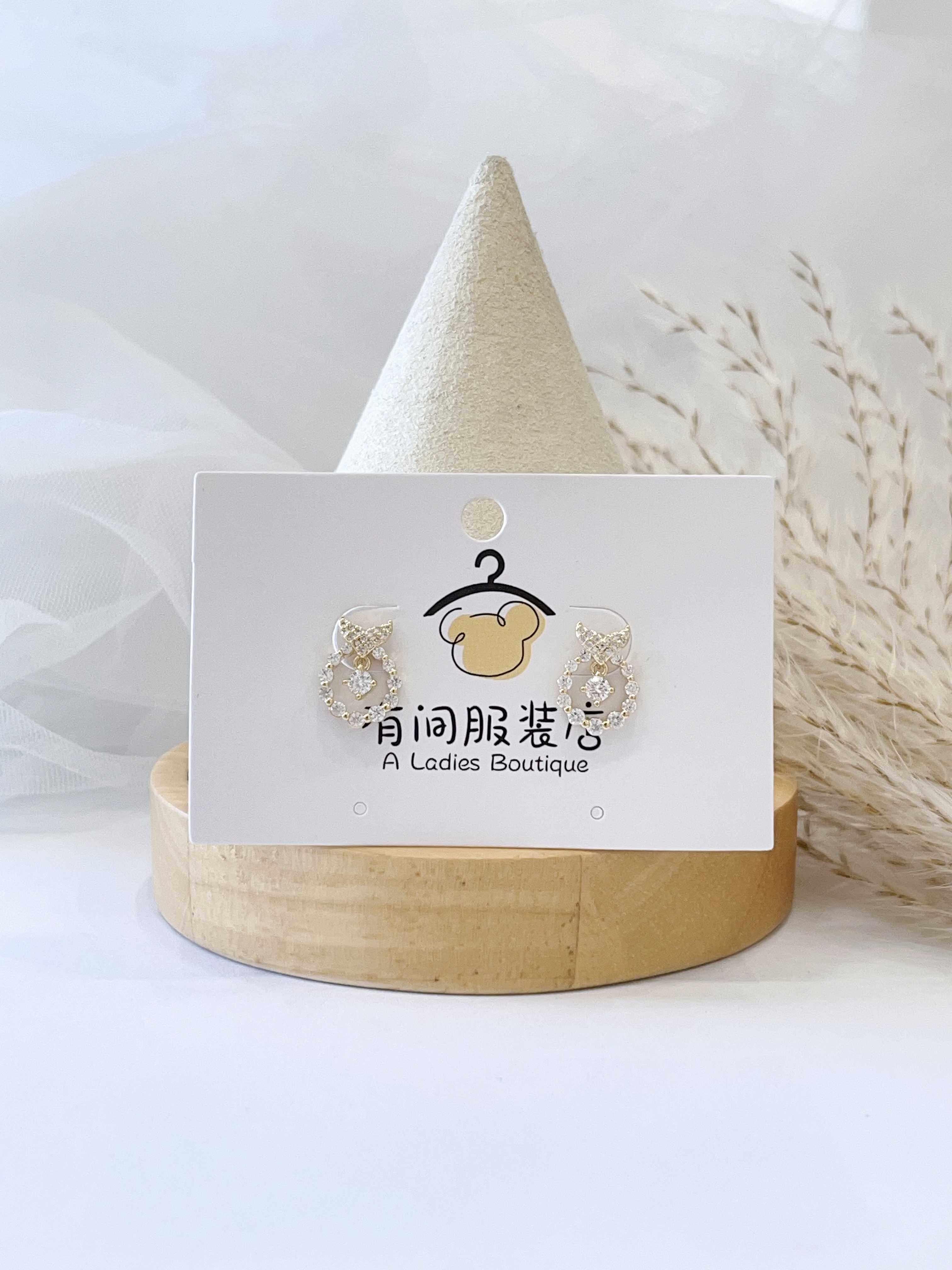 超闪满钻鱼尾圆环耳环