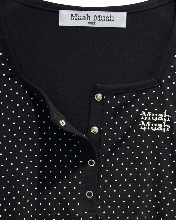 MuahMuah SQUARE DOT HENLEY NECK CROP LONG SLEEVE