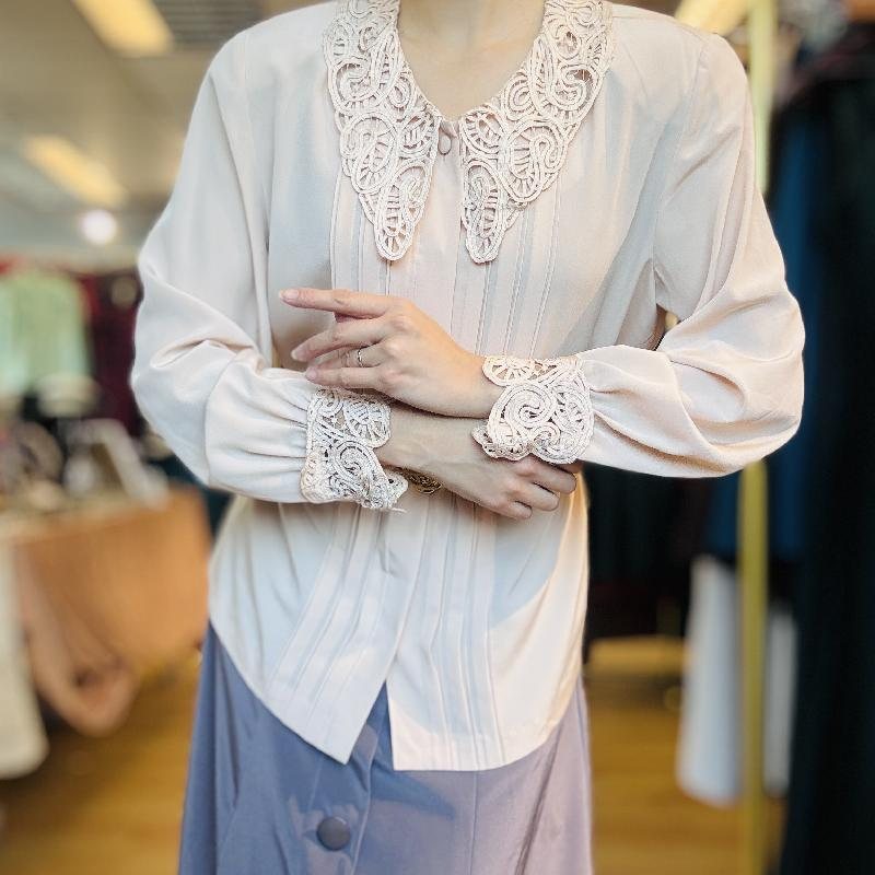 Vintage Japanese Pale Pink Soutache Collar and Cuff Accent Blouse Shirt (PP001-7)