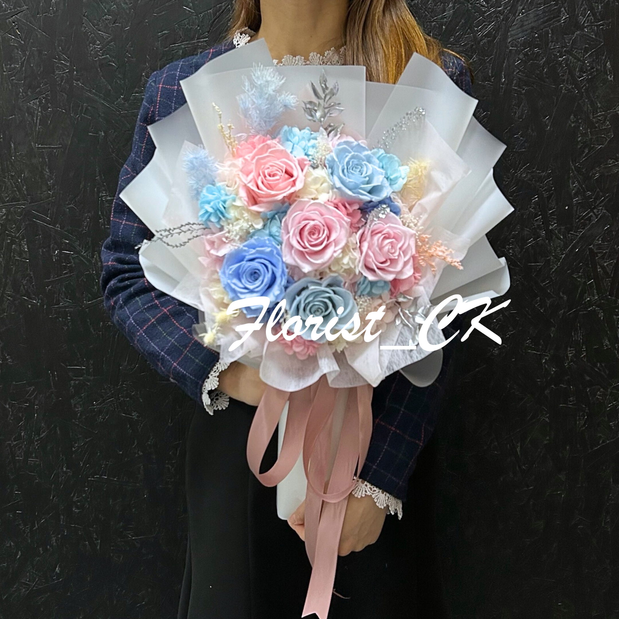 Fantasy Pink & Blue｜永生玫瑰花束 (3 朵 / 6 朵 / 9 朵 / 12 朵； 預訂款)