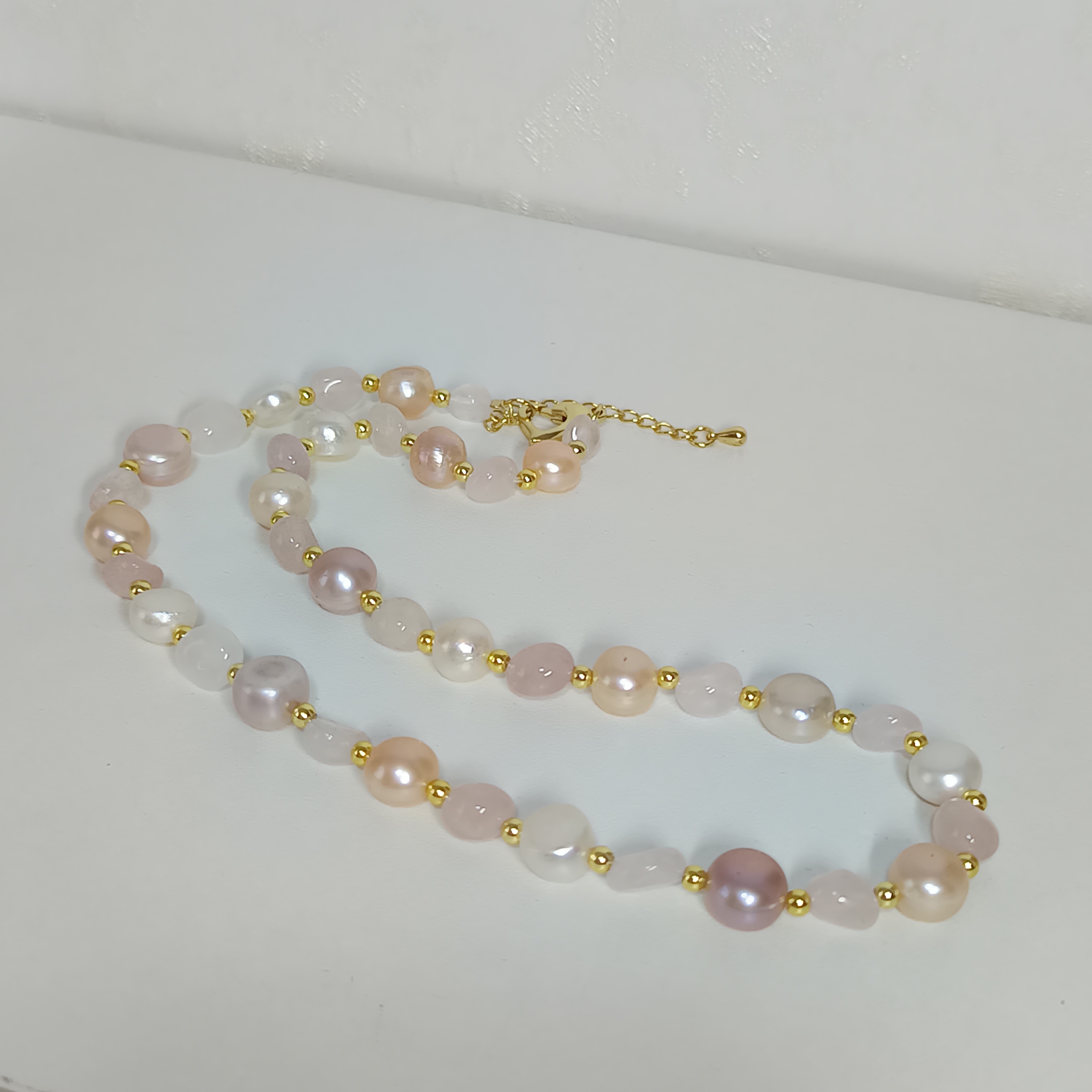 特價品‼️淡水糖果色巴洛克珍珠+天然隨形粉水晶時尚項鍊