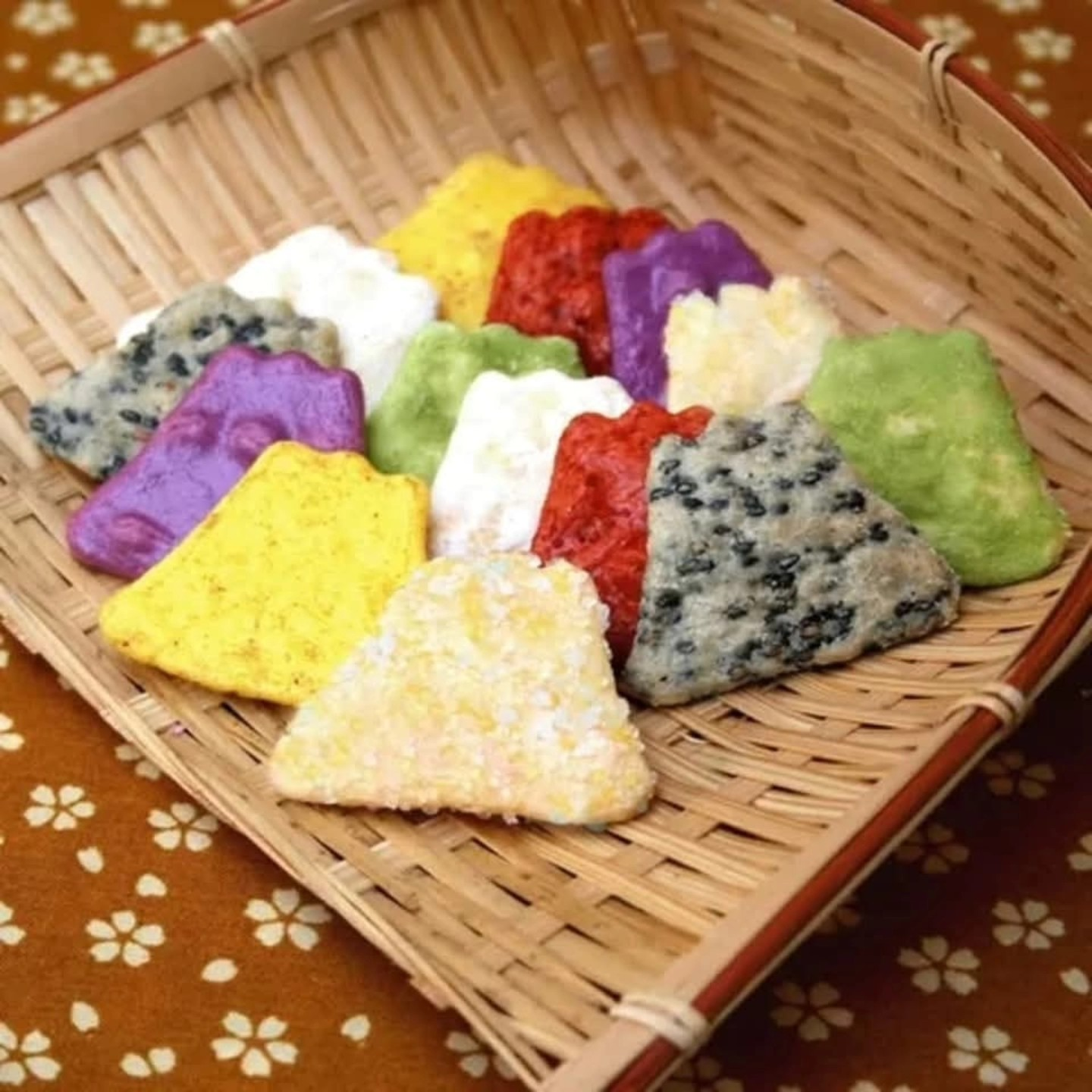 日本製 富士山七變煎餅禮盒(7枚 x 8袋)