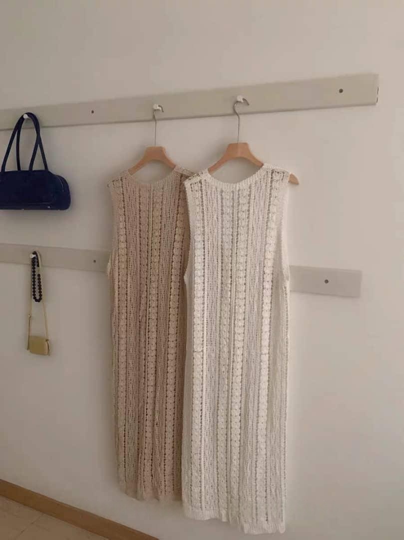 V-Neck Crochet Button-Front Sleeveless Dress / Long Vest Cardigan ‖ V领钩织排扣无袖连衣裙／长版外套 KR016220