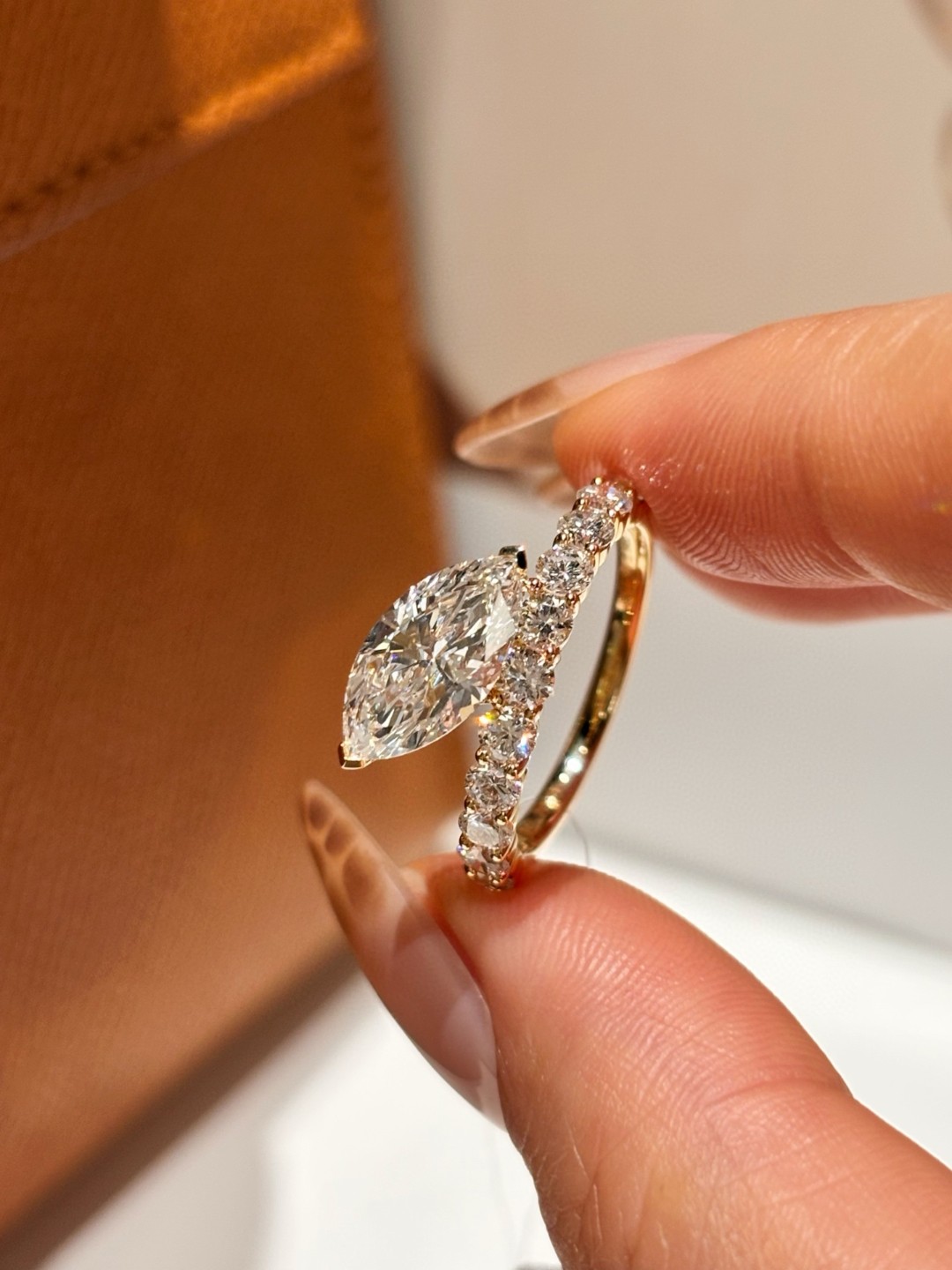 18K Lab Diamond Ring 