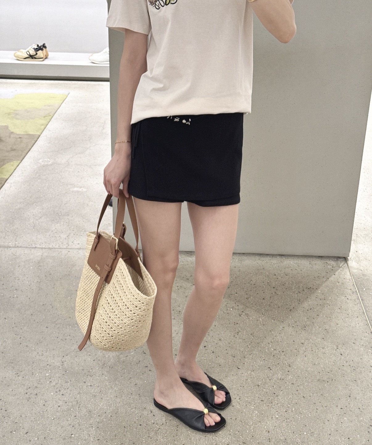 限時優惠✨新款🆕訂貨📮Loewe pebble sandal   Size 35/36/37/38/39
