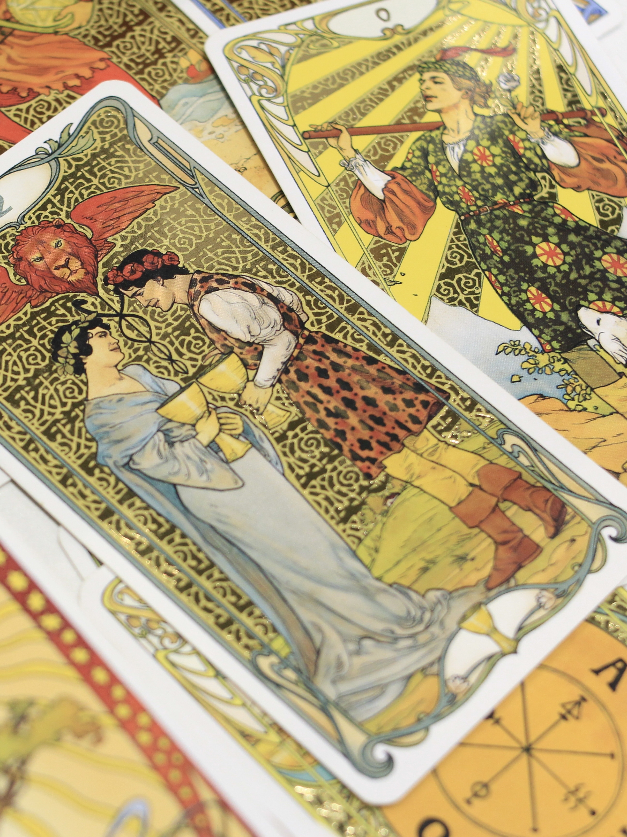 GOLDEN ART NOUVEAU TAROT 黃金新藝術塔羅牌