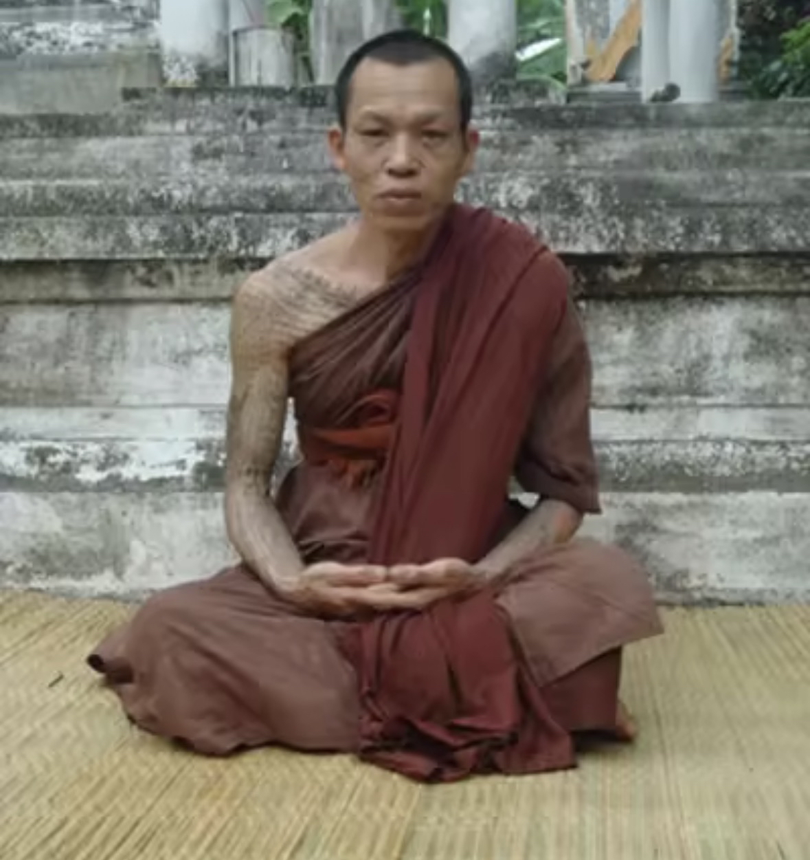 古巴磐石  食人虎合集瓷面大模  Wat sawang arom  從2560年生日開始,生日法會籌備結緣。  共製作僅100尊