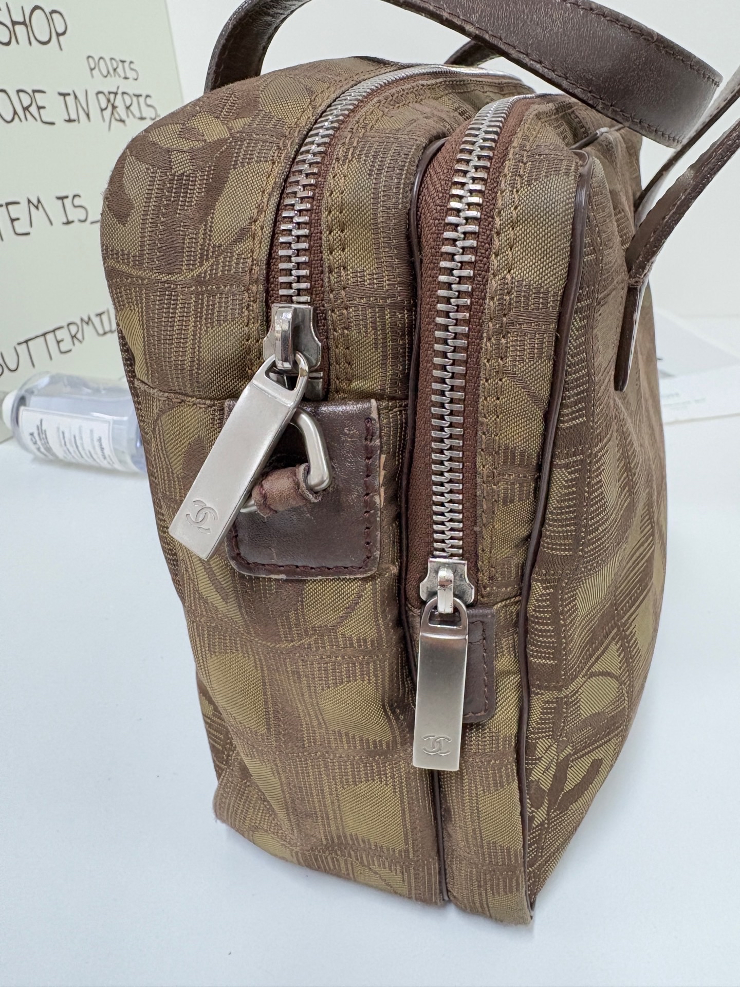 【預訂貨品】Chanel啡色冰格腋下包