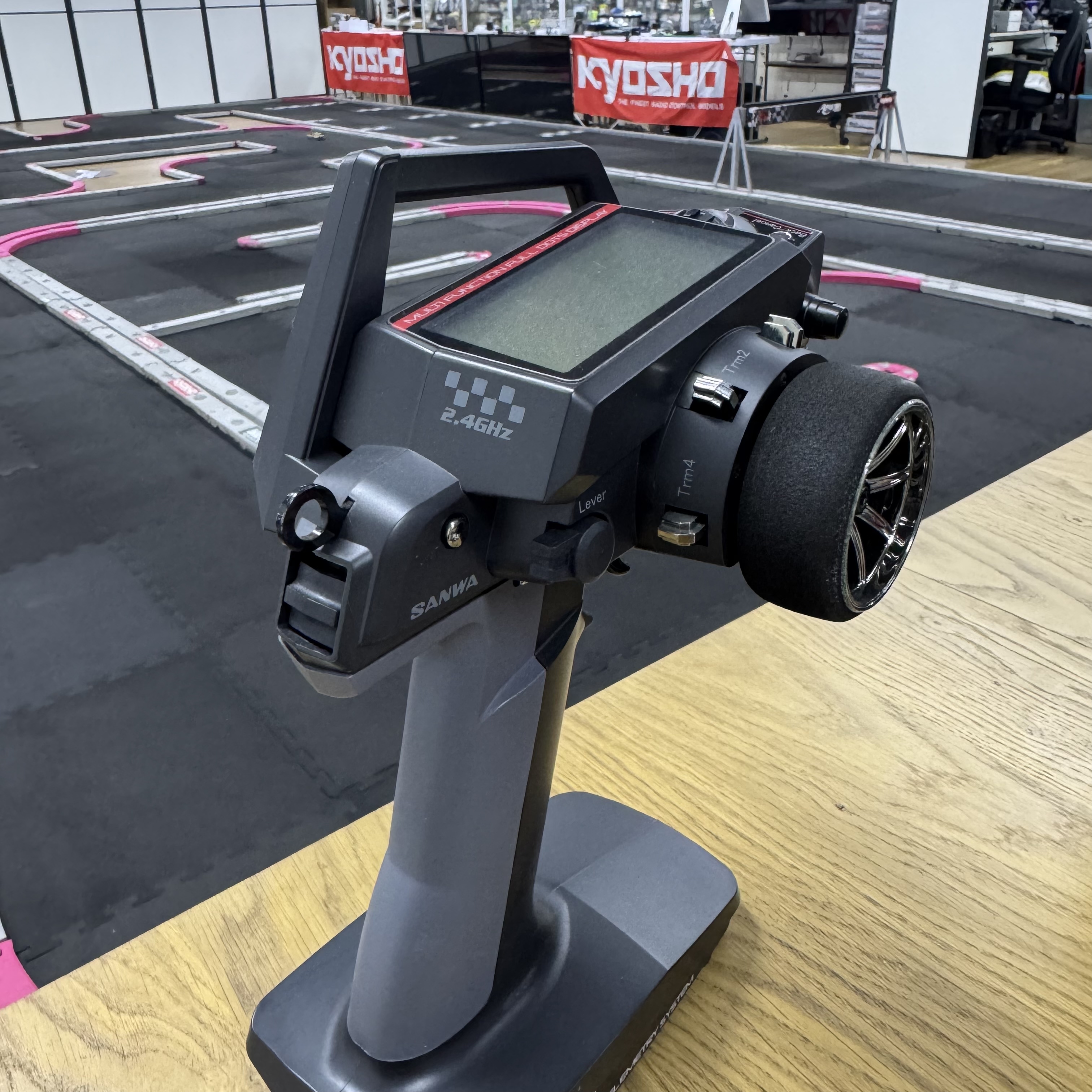 Sanwa/Airtronics MT-4S 2.4GHz FH4T 4CH SSL Radio System  (Refurbished products)