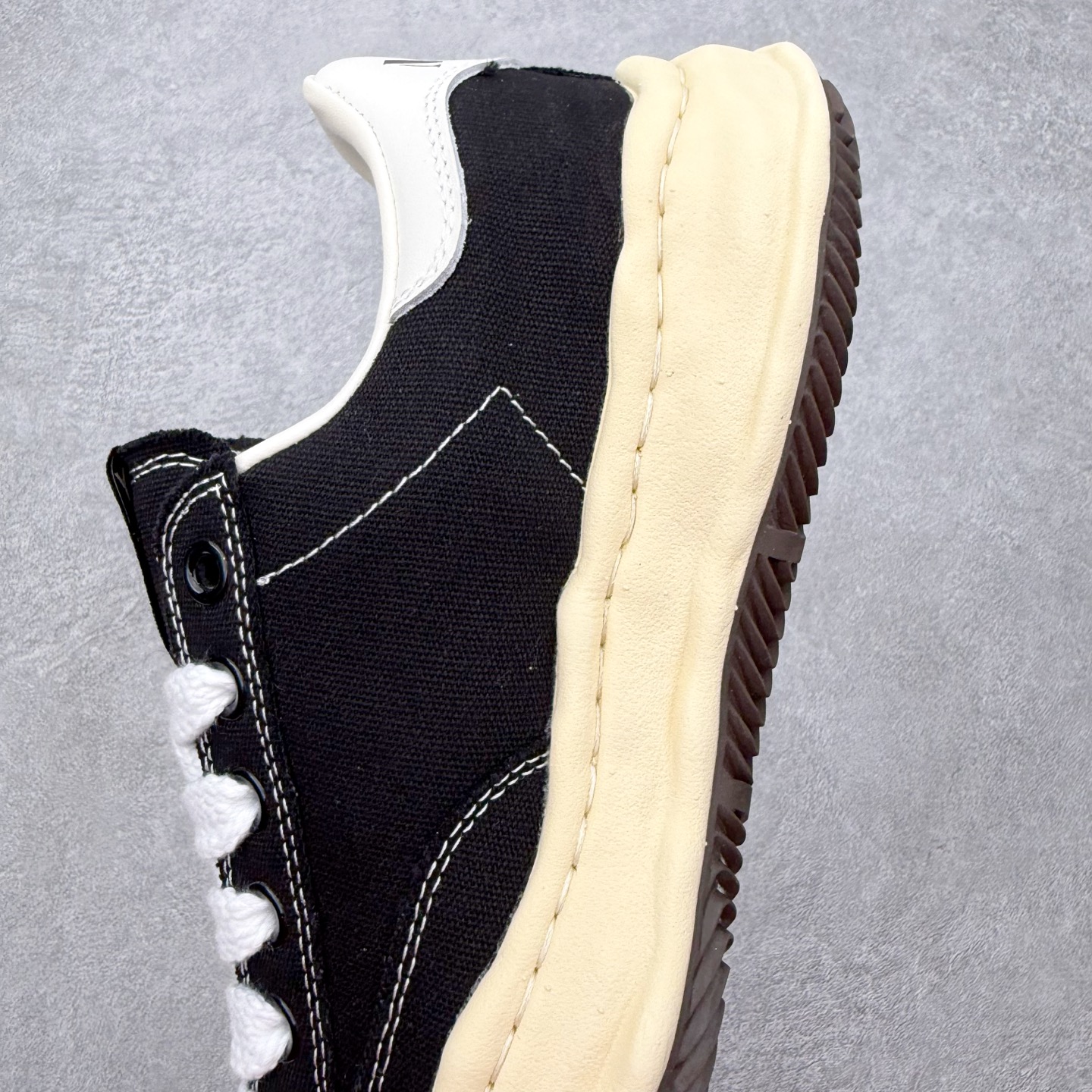 Maison Mihara Yasuhiro MMY "BLAKEY" OG Sole Low-top Sneaker
