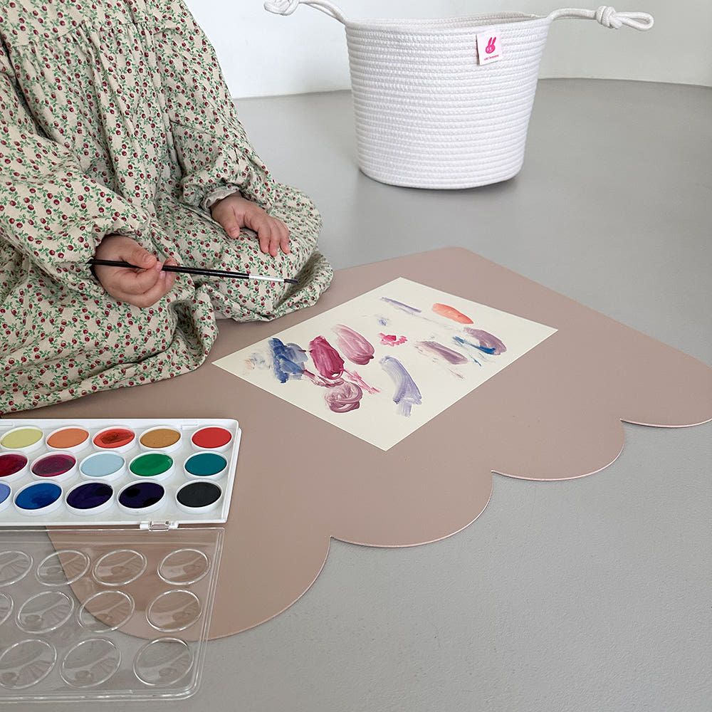 Table play mat
