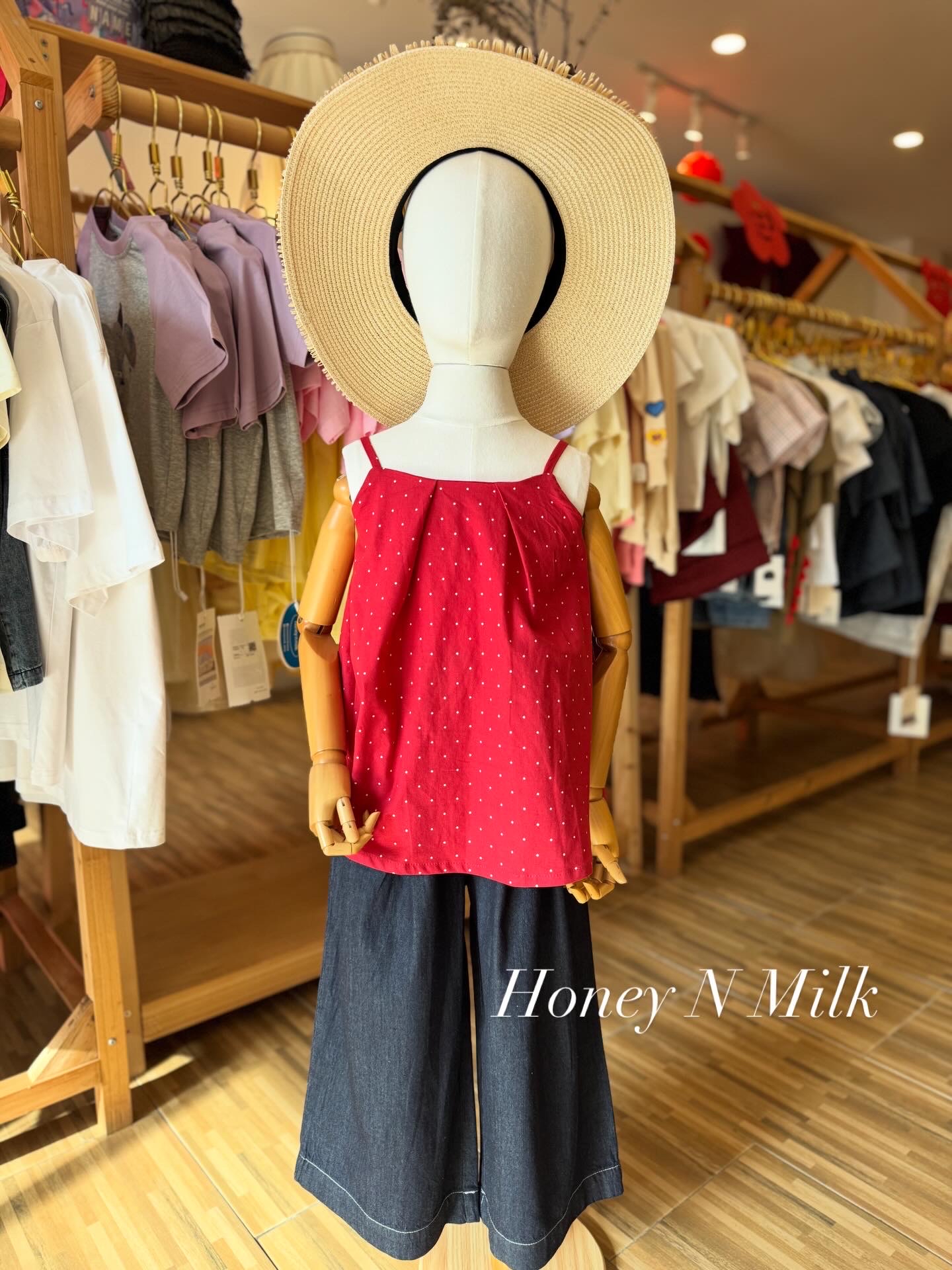 DM RedPolkaDots Blouse & Harlem Pants