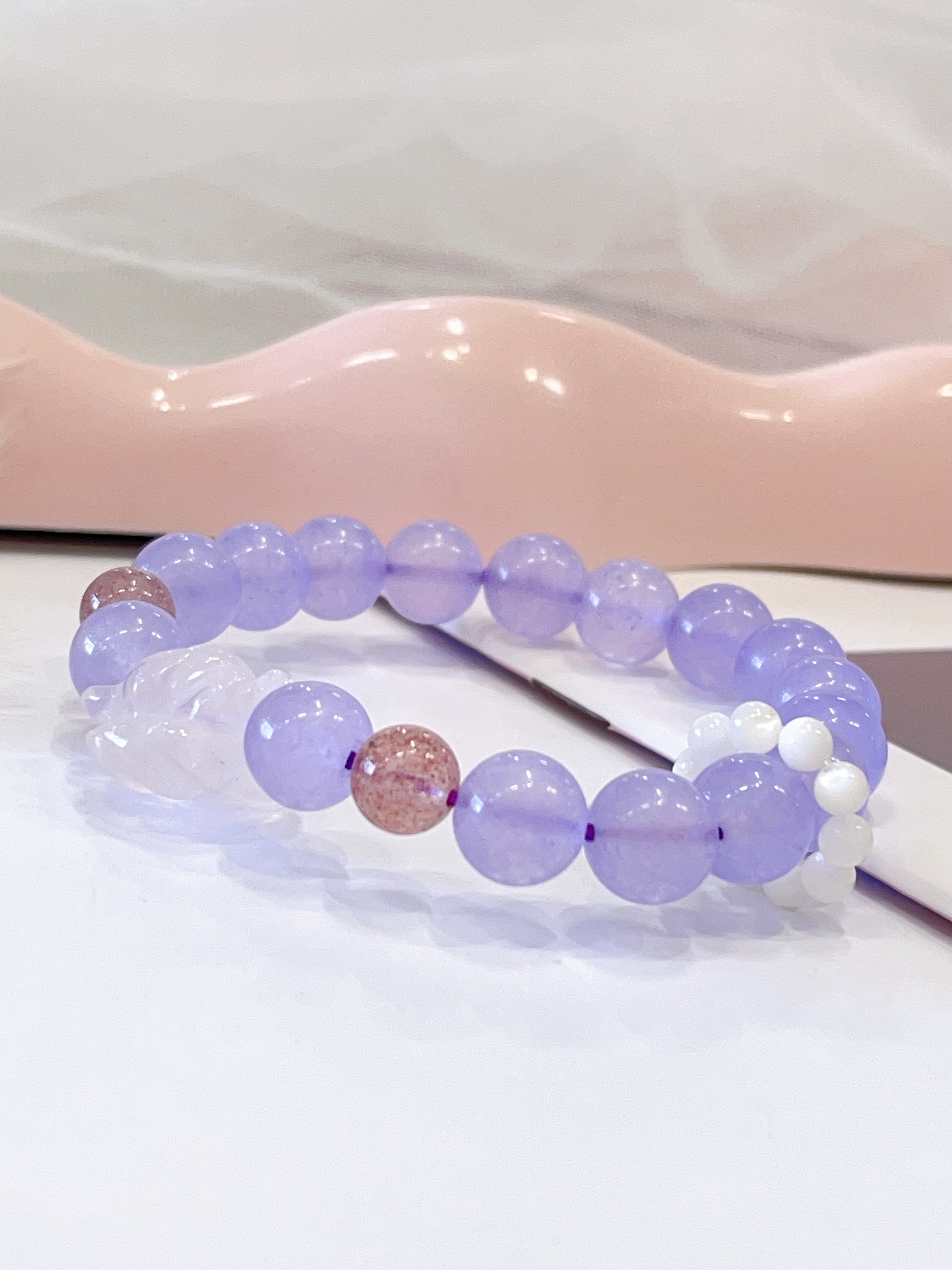 🦊💜 紫水晶 × 草莓晶 × 粉水晶九尾狐手串 Amethyst, Strawberry Quartz, Rose Quartz & Nine-Tailed Fox Charm 