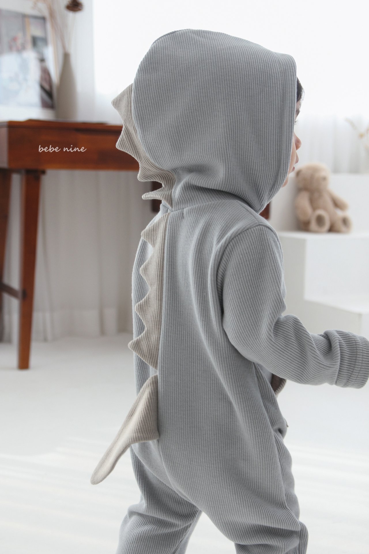 🌸預訂 韓國直送🌸🇰🇷Bebenine兩色小兔恐龍造型連身服