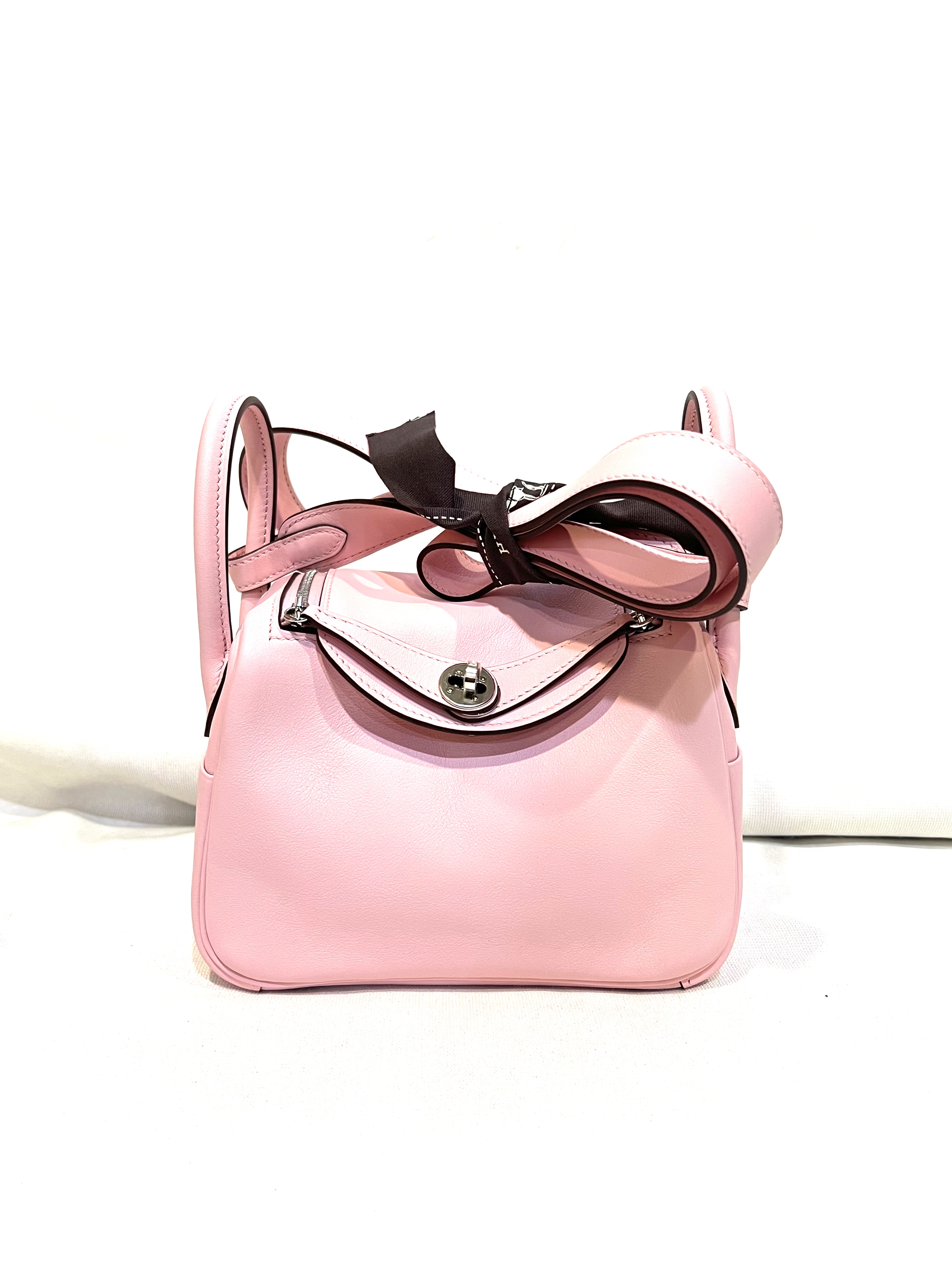 Pre-Owned Hermès Mini Lindy Stamp Z / Product Code: 26041114